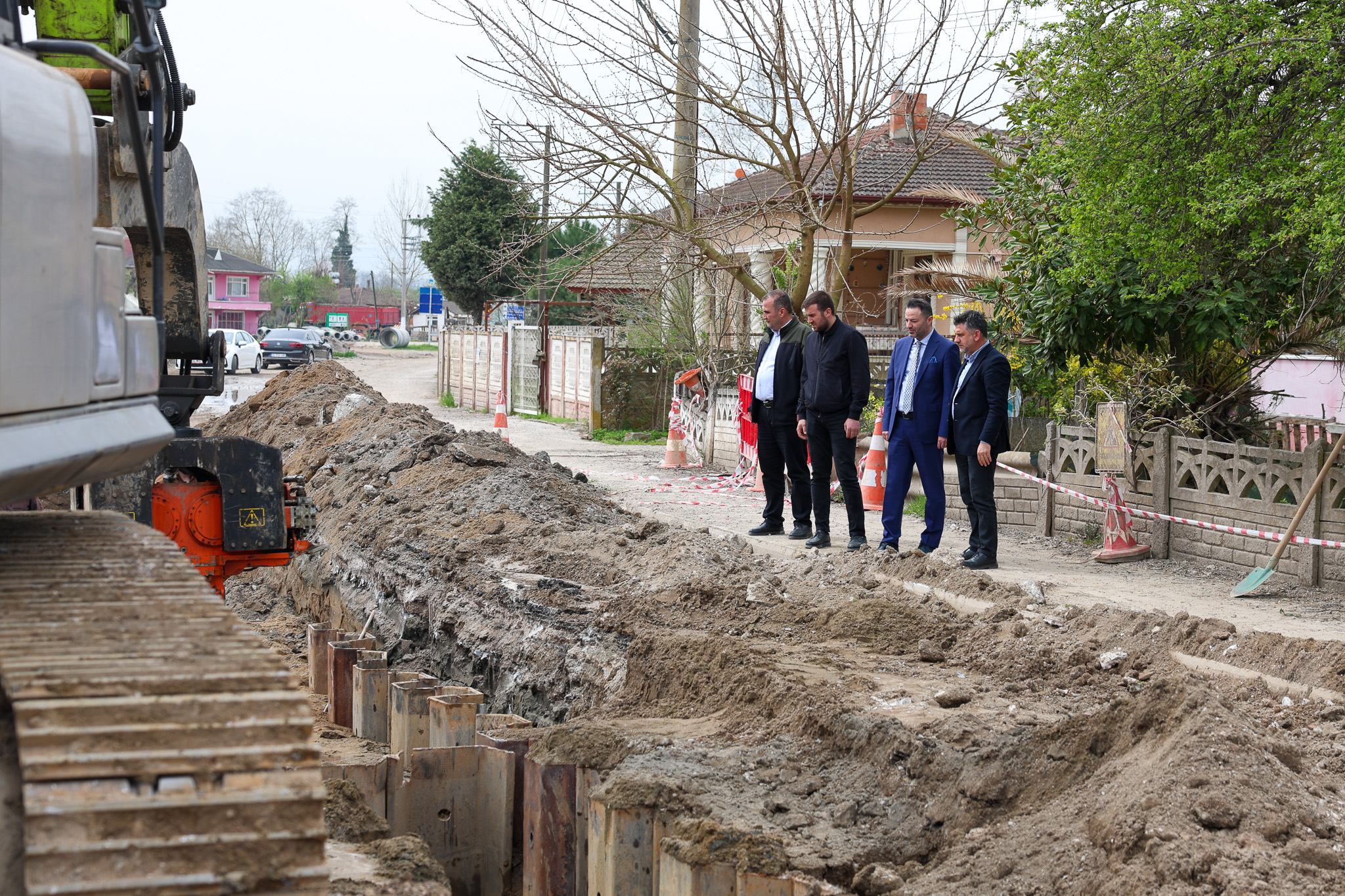 Söğütlü’nün 25 kilometrelik güçlü altyapı ağı ilmek ilmek işleniyor