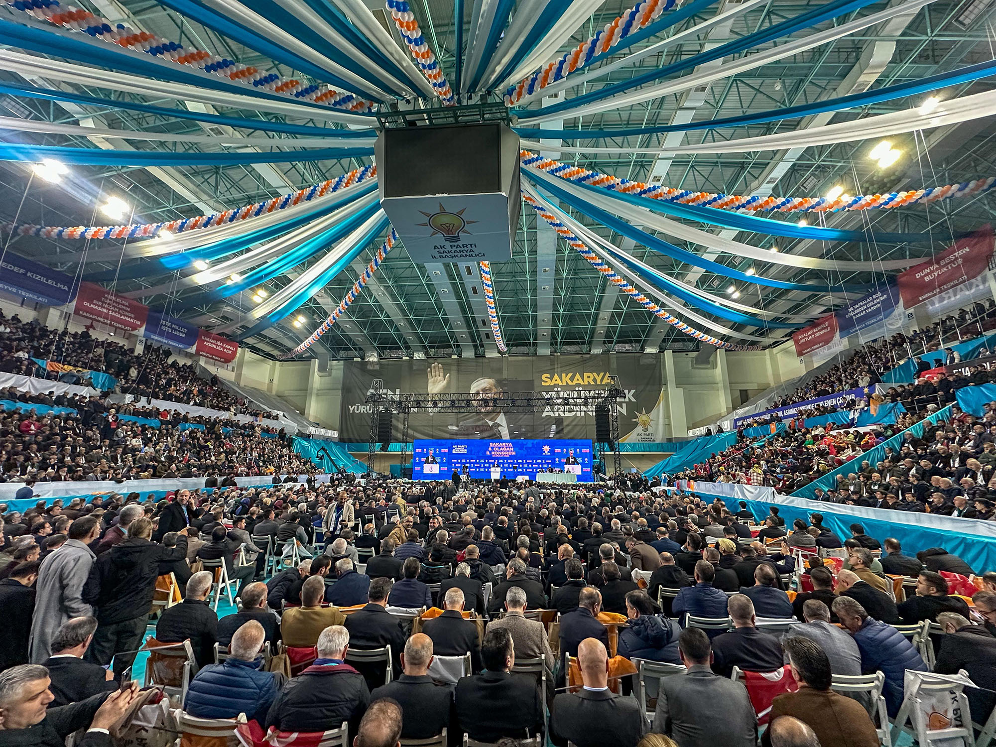 “Davamızın ve liderimizin yanında olmaya devam edeceğiz”