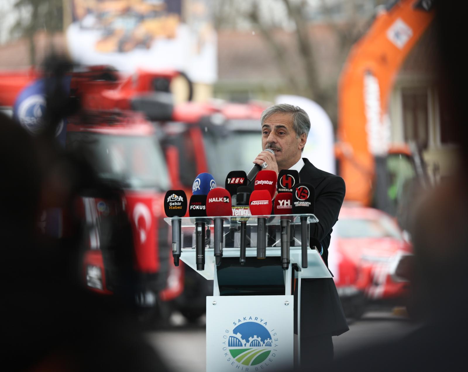 Büyükşehir’den Sakarya'ya hizmet için 484 milyon TL ile 59 araçlık dev yatırım