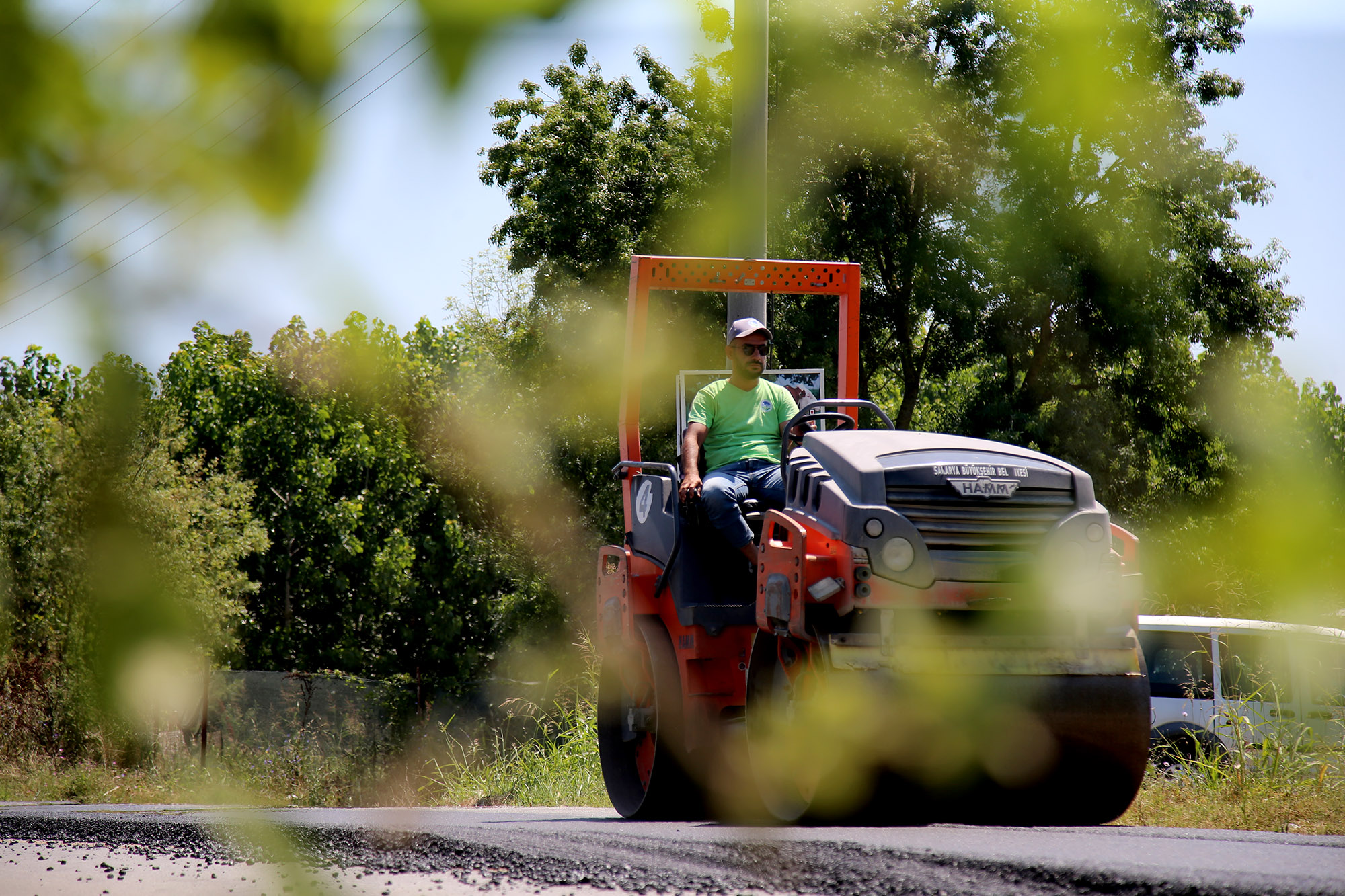 Büyükşehir tarihi yolda çalışmalarına devam ediyor