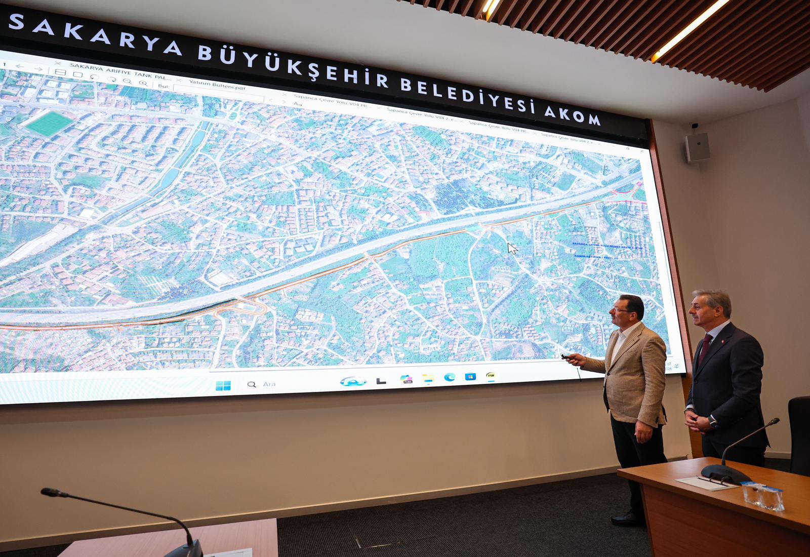 “Duble yollar ile Sapanca’da ulaşım sorunu çözülüyor”