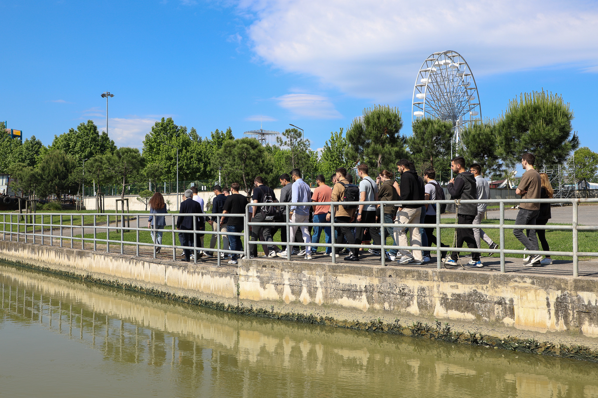Mühendis adayları enerji üreten sistemleri SASKİ tesislerinde inceledi