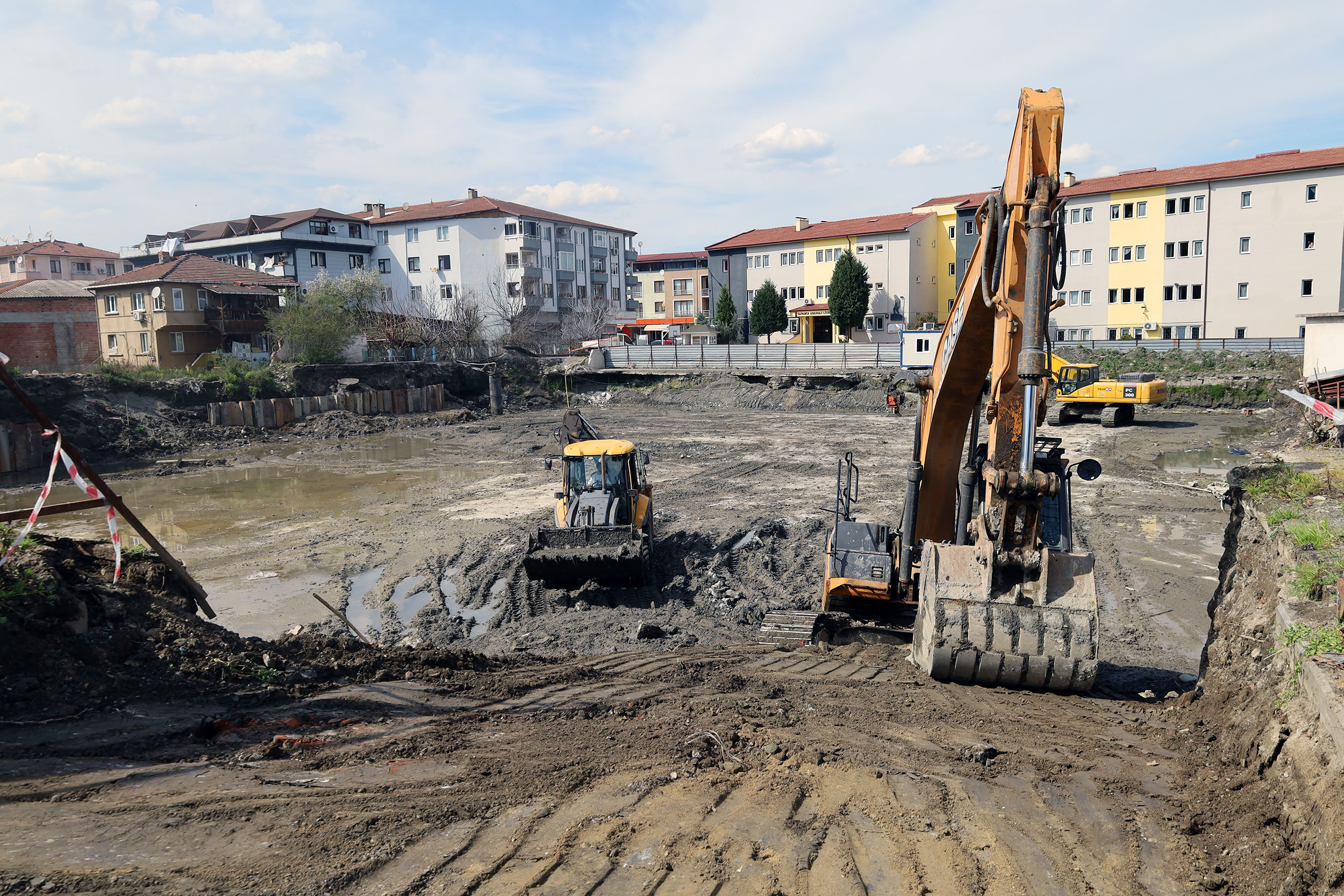 Sapanca Meydan’da çalışmalar başladı