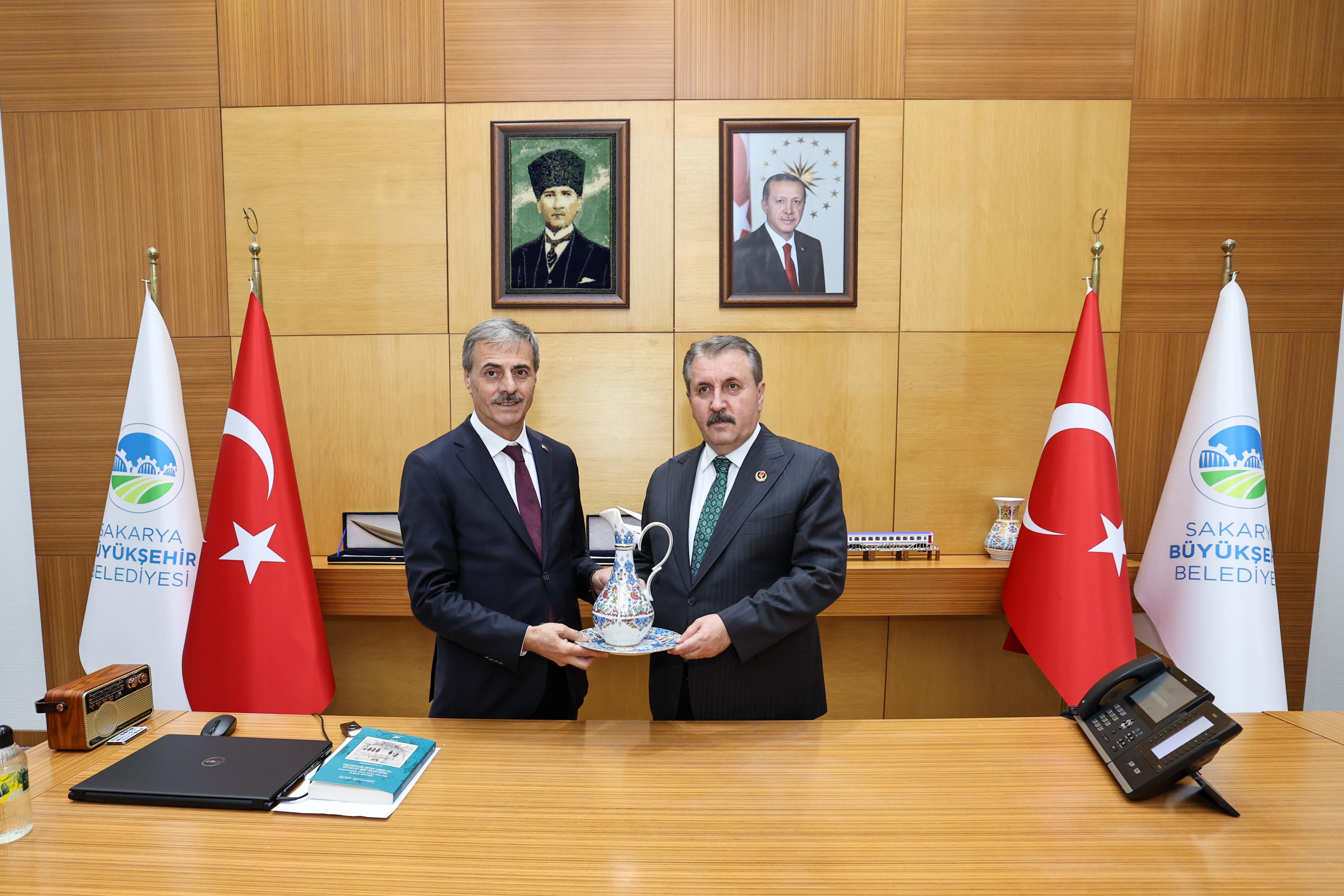 Alemdar BBP Lideri Destici'yi ağırladı: “Gayemiz hizmet, derdimiz memlekettir”