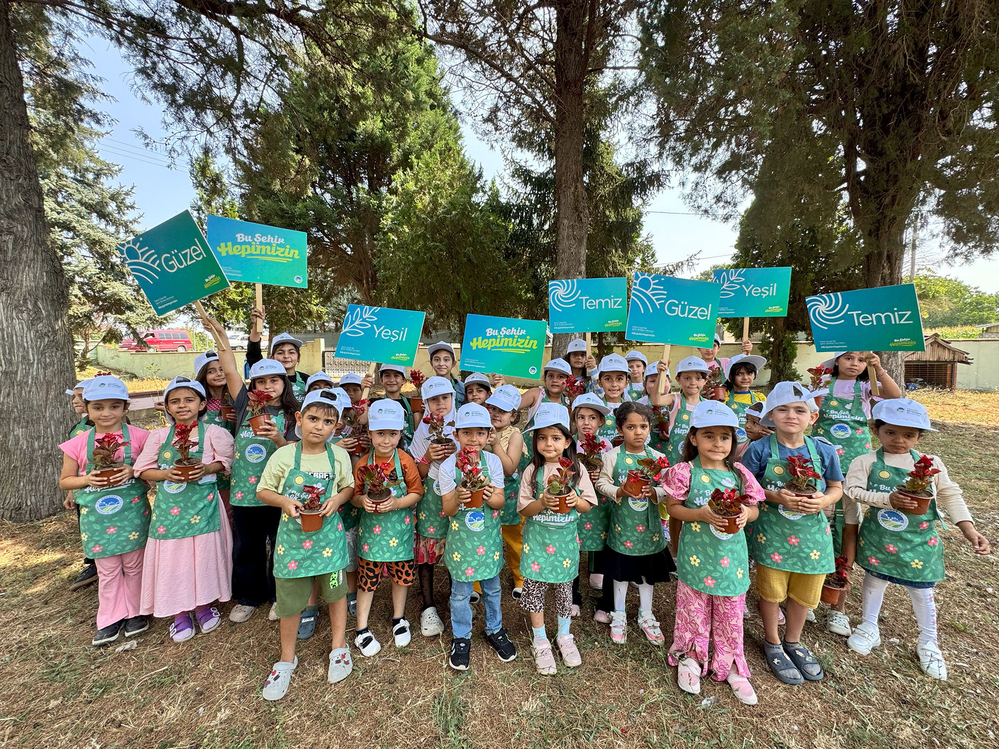 Minik bahçıvanlar geleceğe yeşil miras bırakıyor