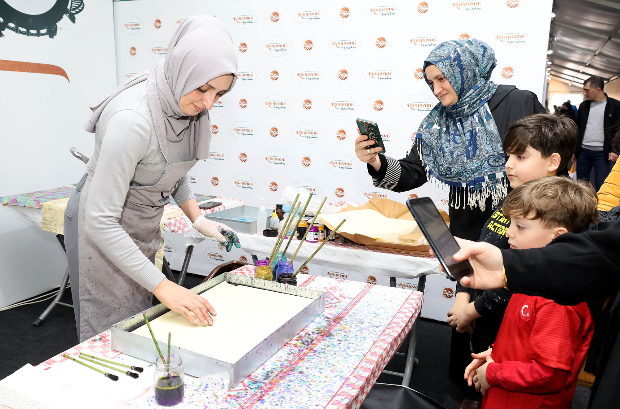 Sakarya 11 ayın sultanı Ramazan’ın huzurunu bu sokakta hissediyor 