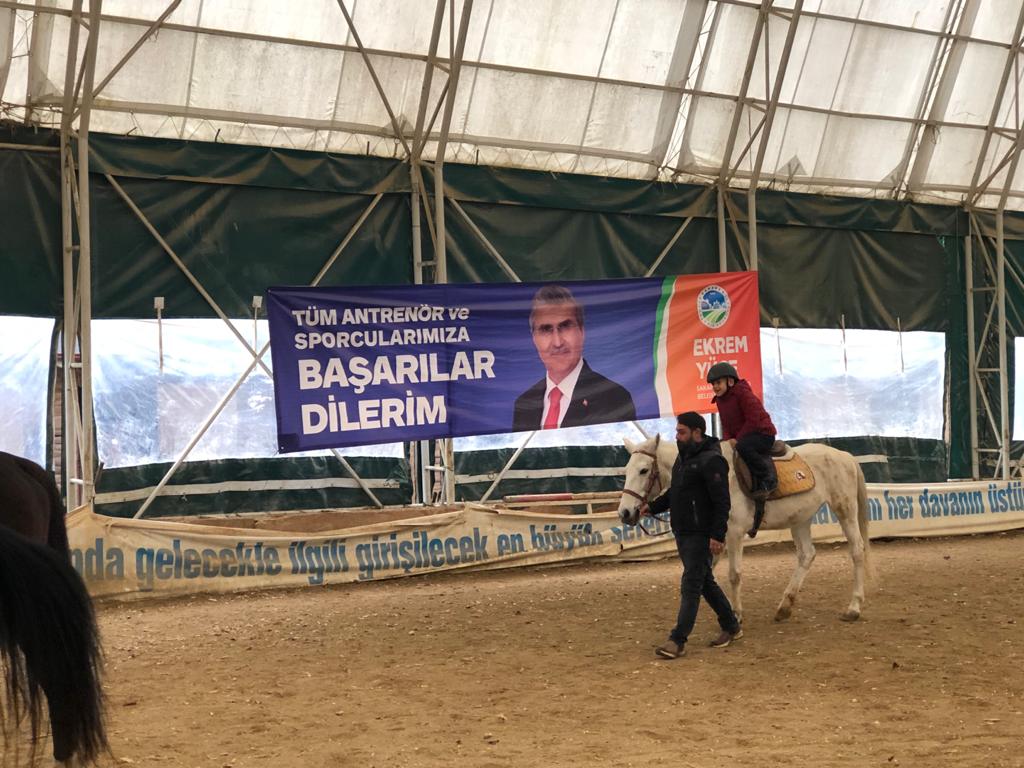 ‘Binicilik Sporu Okullarla Buluşuyor’