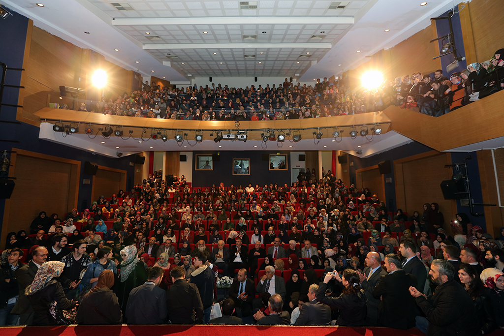 Kalbi ve Kapısı Herkese Açık Güzel İnsan