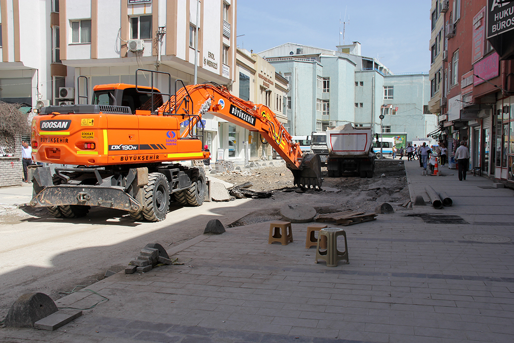 Şal Sokak’ın Altyapısı Yenilendi