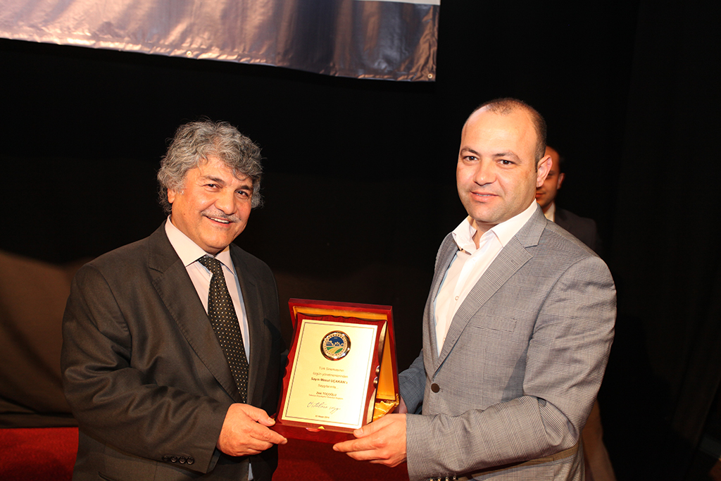 Uçakan Sineması Bir Başkaldırı Hareketidir