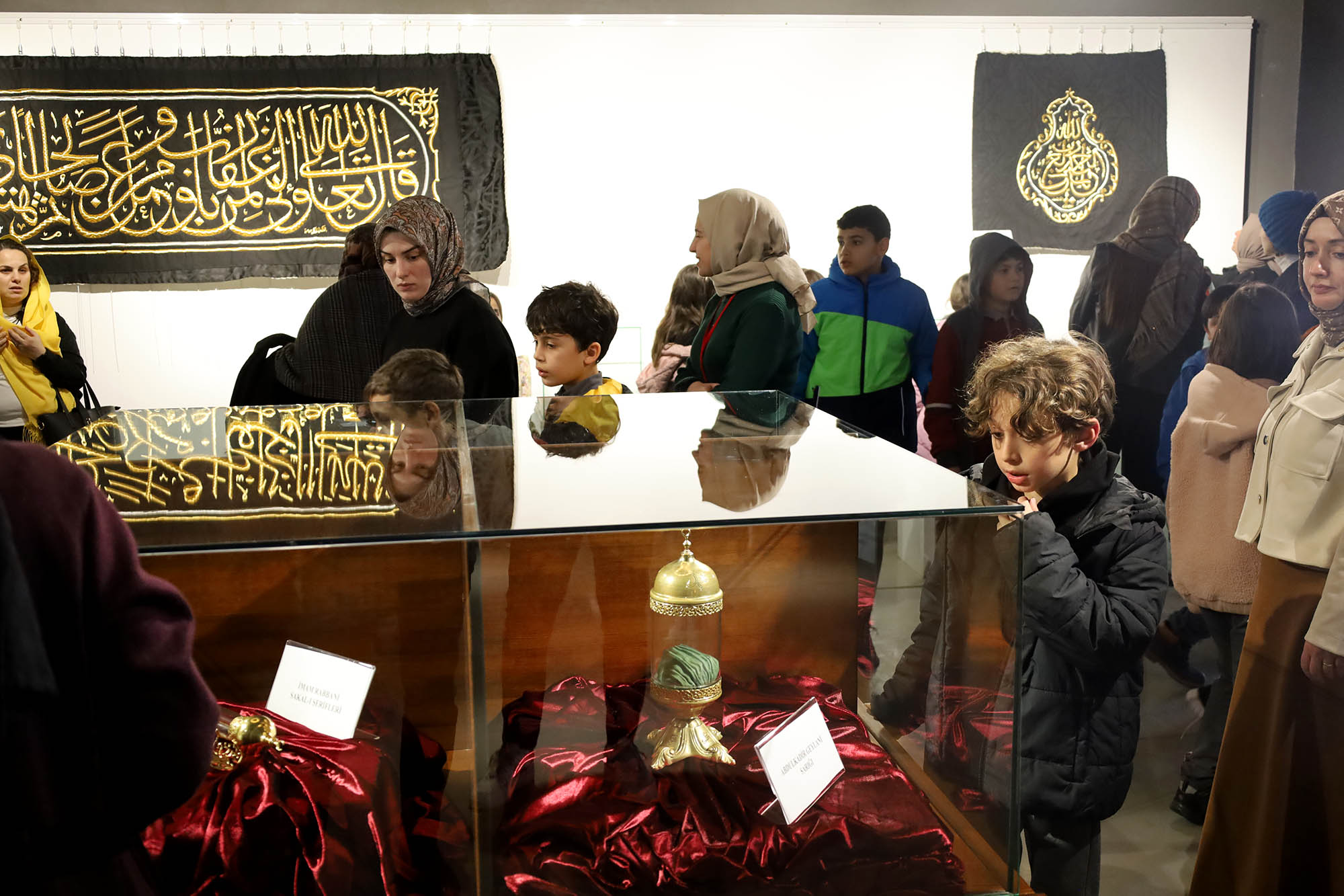 Hz. Muhammed Mustafa’nın emanetleri Sakarya’da: Mukaddes eserler ilk andan itibaren ilgi odağı oldu