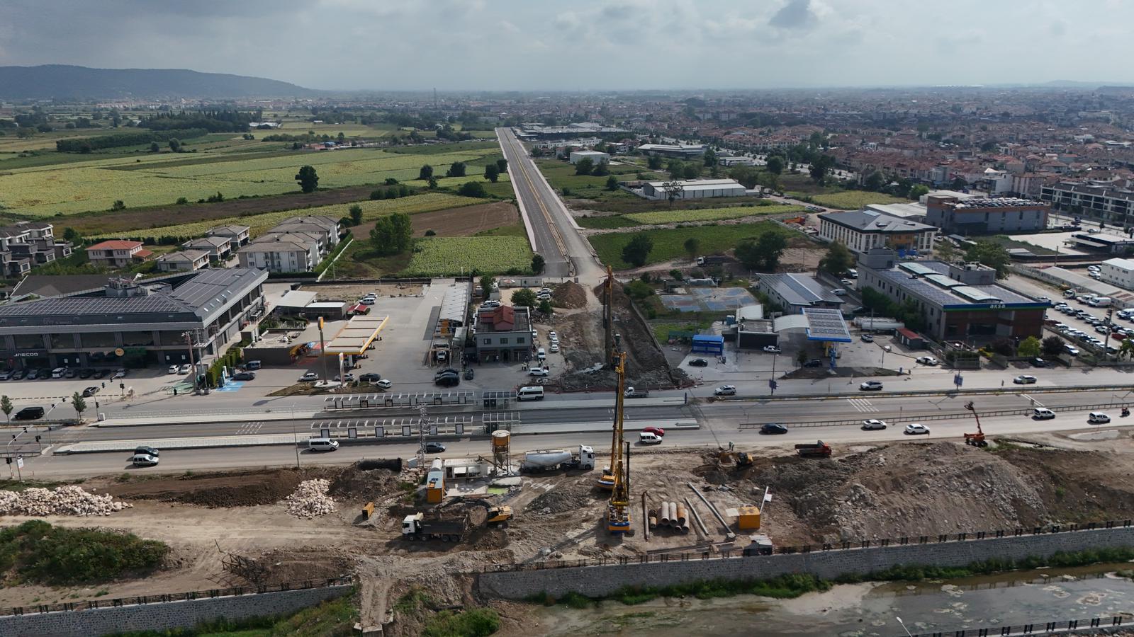 “170 milyonluk projede duble yol tamam, Kuzey Köprüsü’nde de hızla ilerliyoruz”