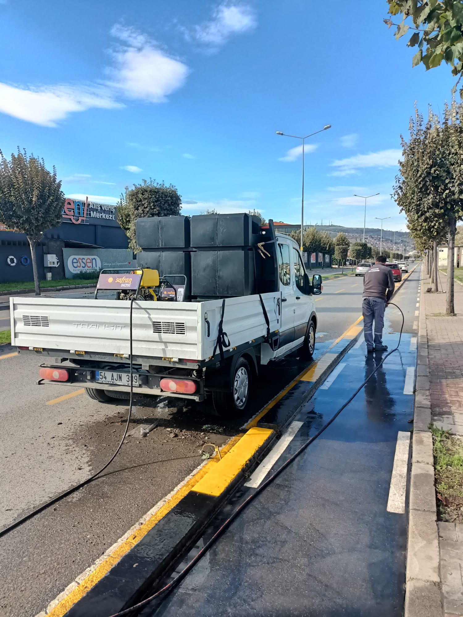 Büyükşehir’den güvenli bir sürüş için hummalı çalışma