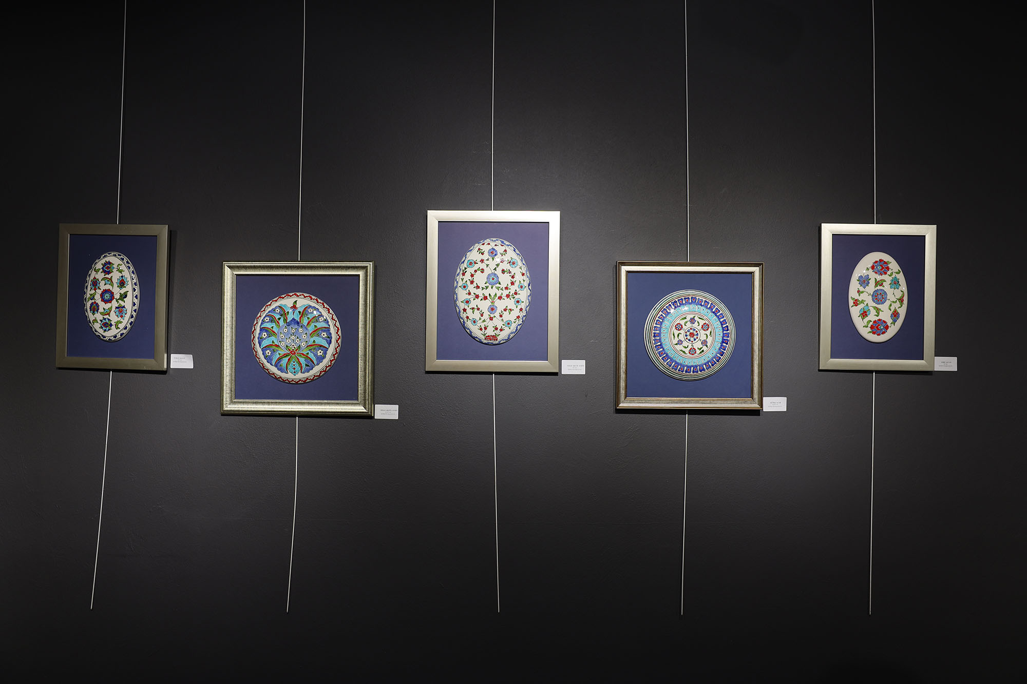 Genç sanatçıların hazırladığı “Topraktan Geleneğe Çini” sergisi OSM’de açıldı