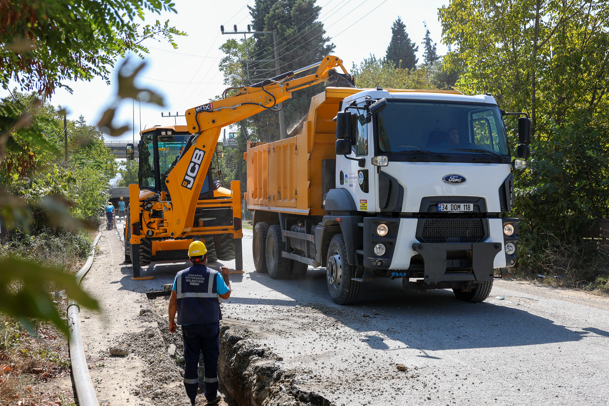 Memnuniye Mahallesi’ne yeni kaynak ve 2 bin metrelik güçlü altyapı hattı