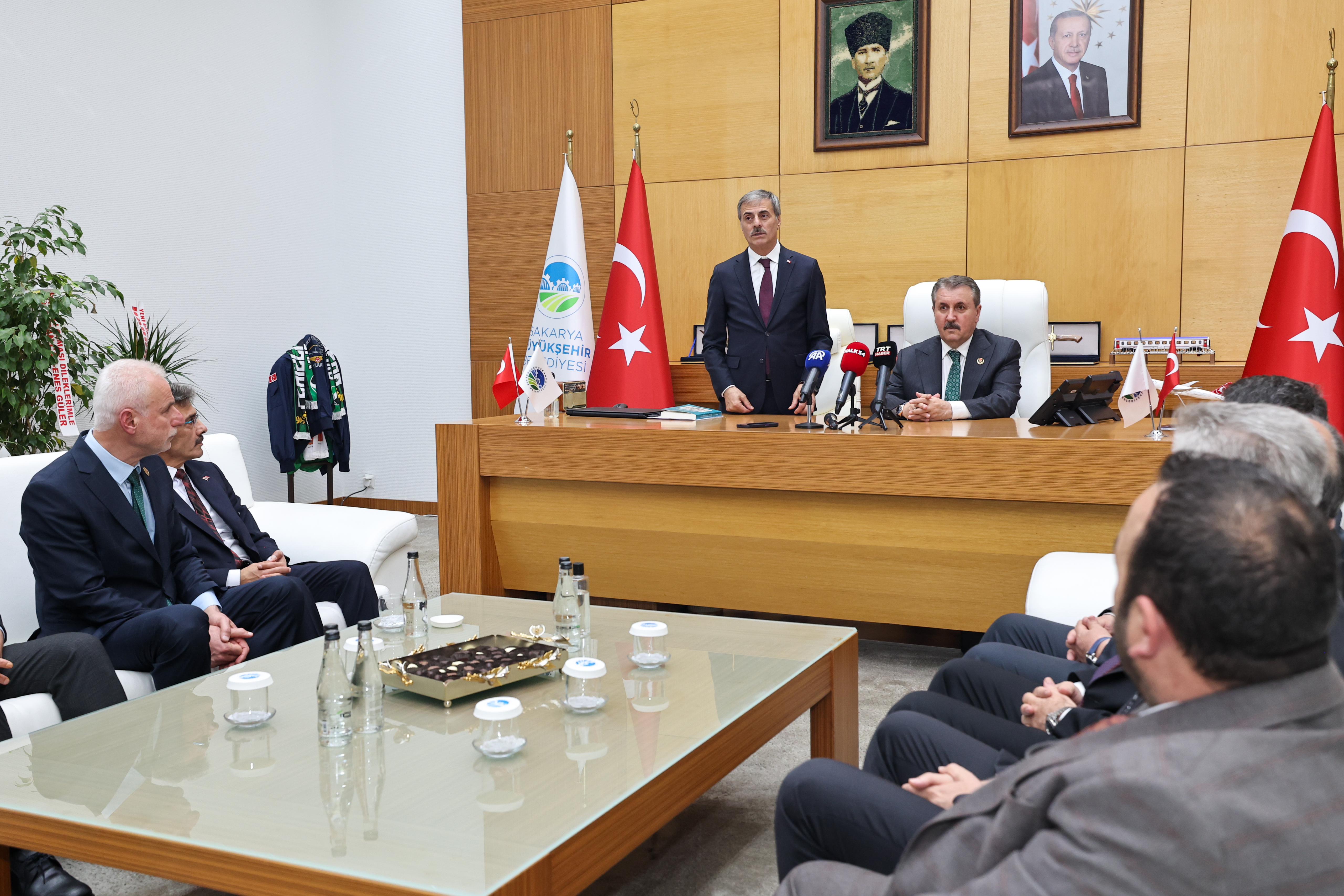 Alemdar BBP Lideri Destici'yi ağırladı: “Gayemiz hizmet, derdimiz memlekettir”