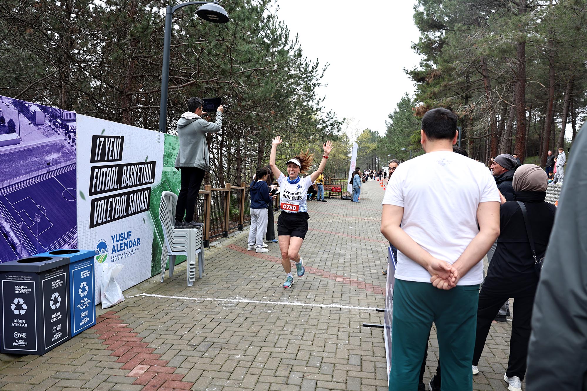 Sapanca’da Bahar Koşusu heyecanı: 700 sporcu Huzur Koridoru’nda buluştu