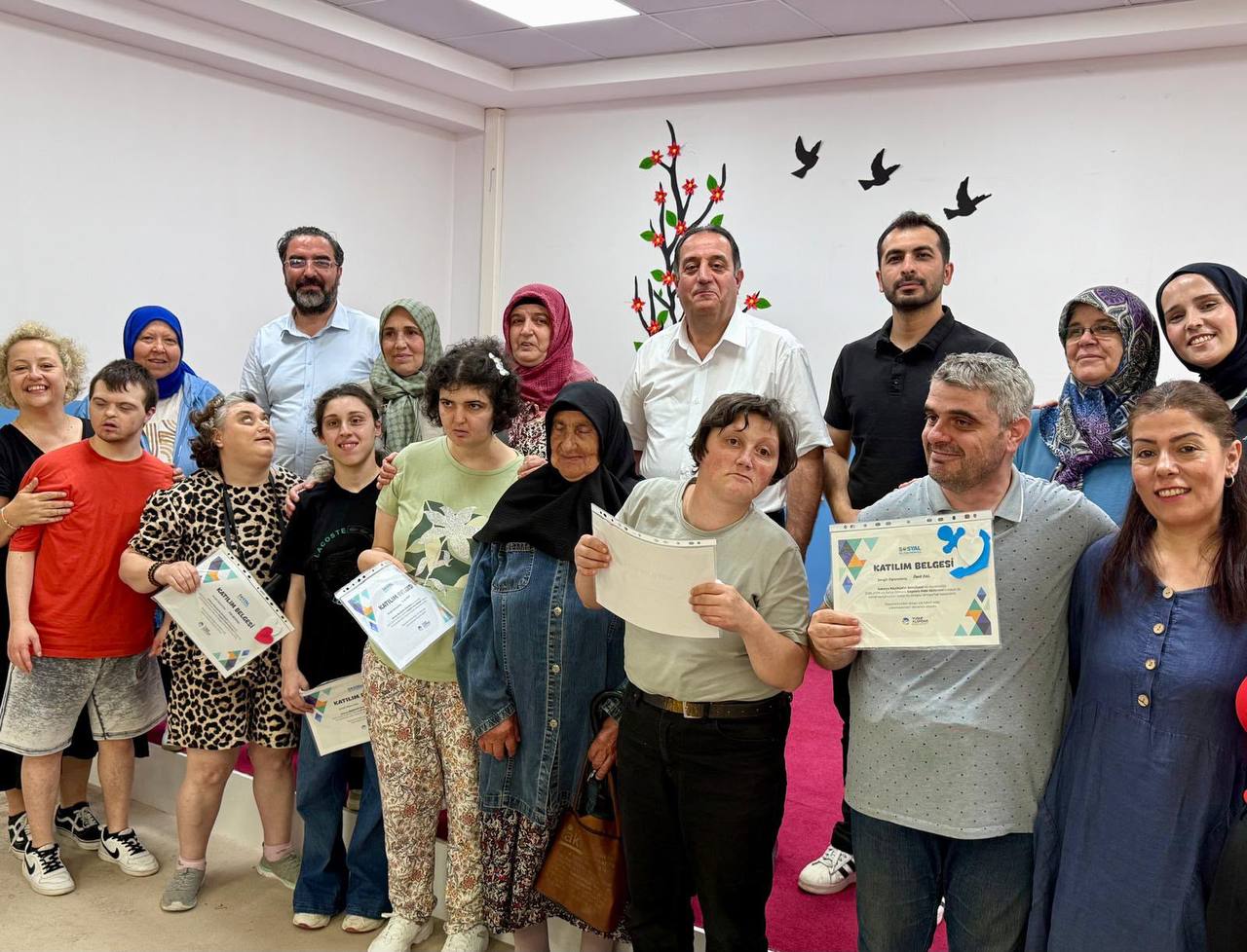 Engelsiz Hobi Atölyelerinde karne sevinci yaşandı