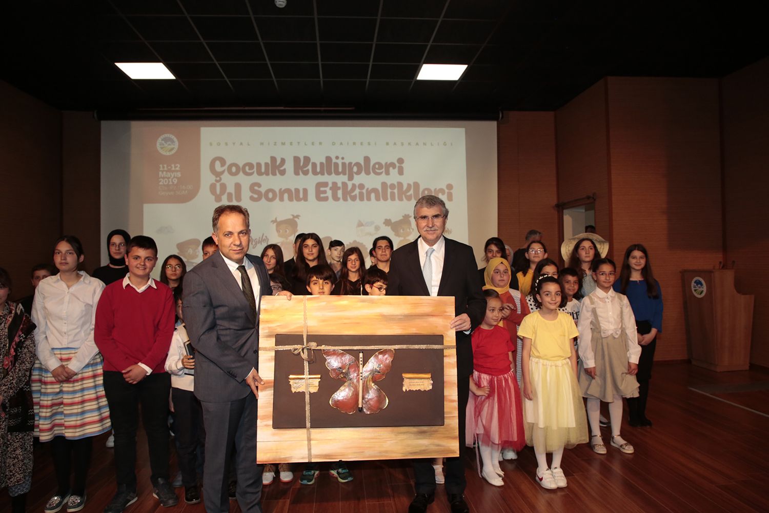 “Kültürüne sahip çıkan nesiller yetiştirmeliyiz”