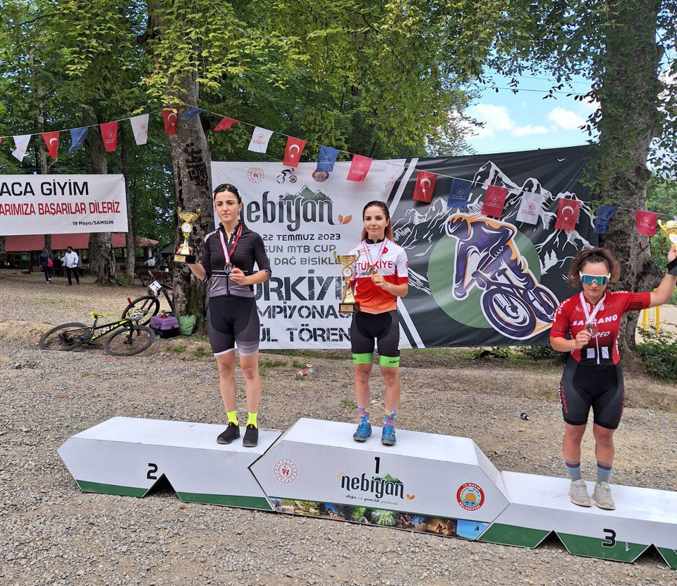 Büyükşehir’in başarılı pedalları podyumu boş bırakmadı