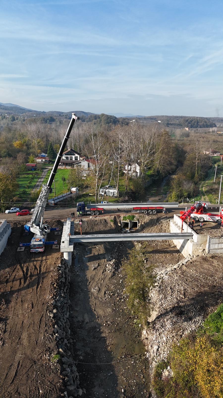 Karapürçek ulaşımına güç katacak Mesudiye Köprüsü’ne adım adım