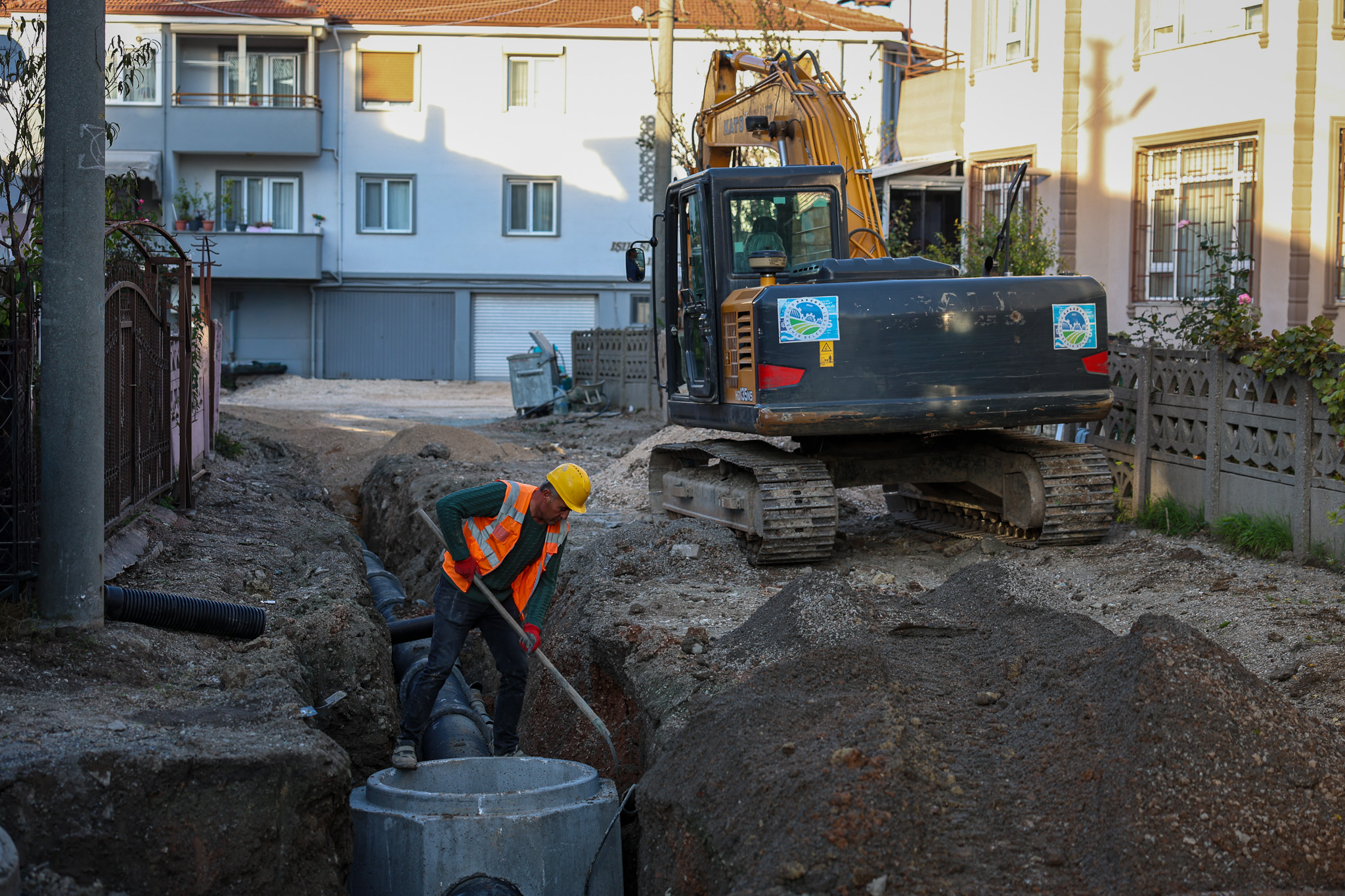 Güllük Mahallesi’nin altyapısı yoğun yağışlara karşı güvenli hale geliyor