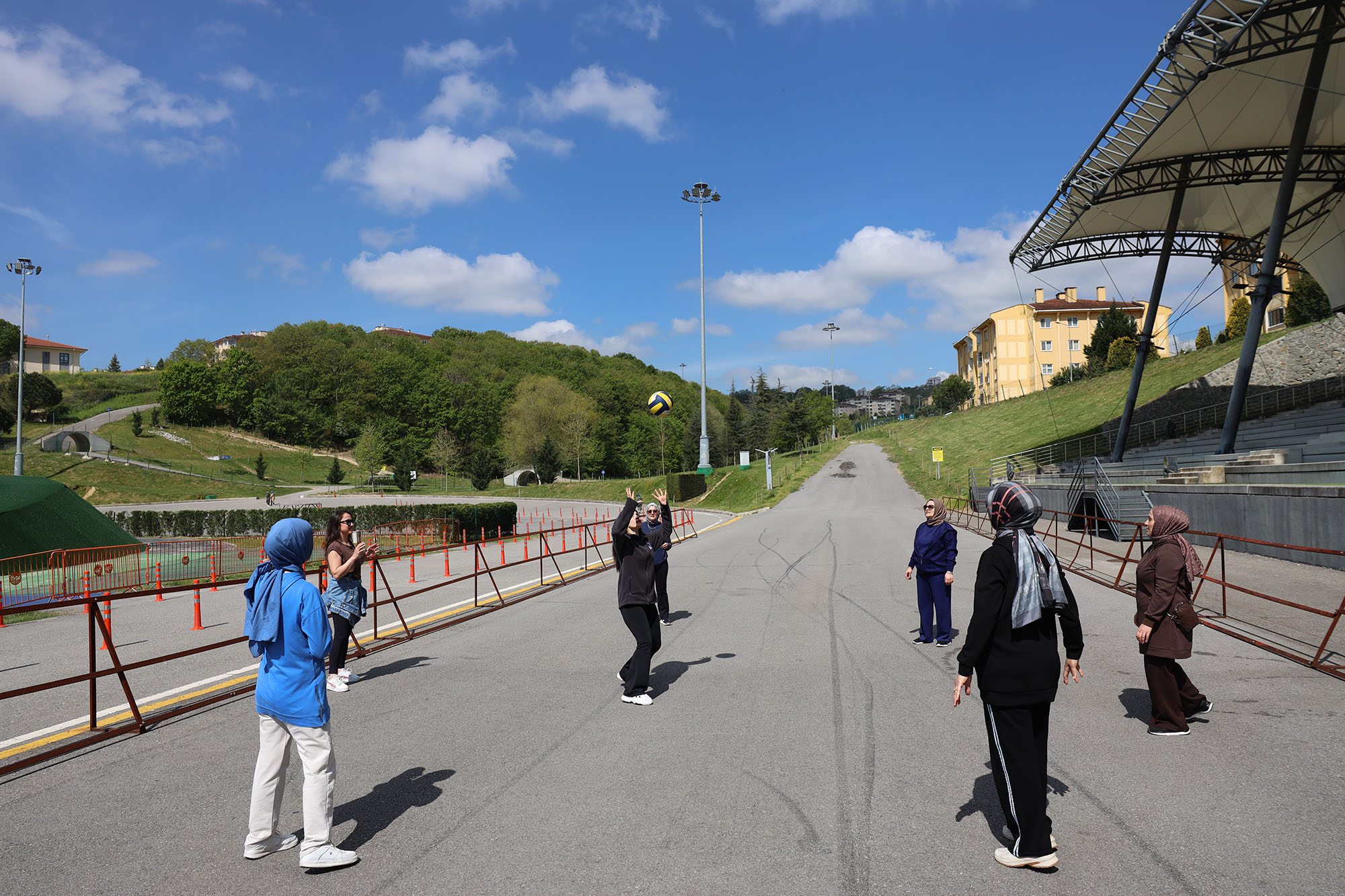 Sağlıklı yaşam için ilk adımı Ayçiçeği Vadisi’nde atıyorlar