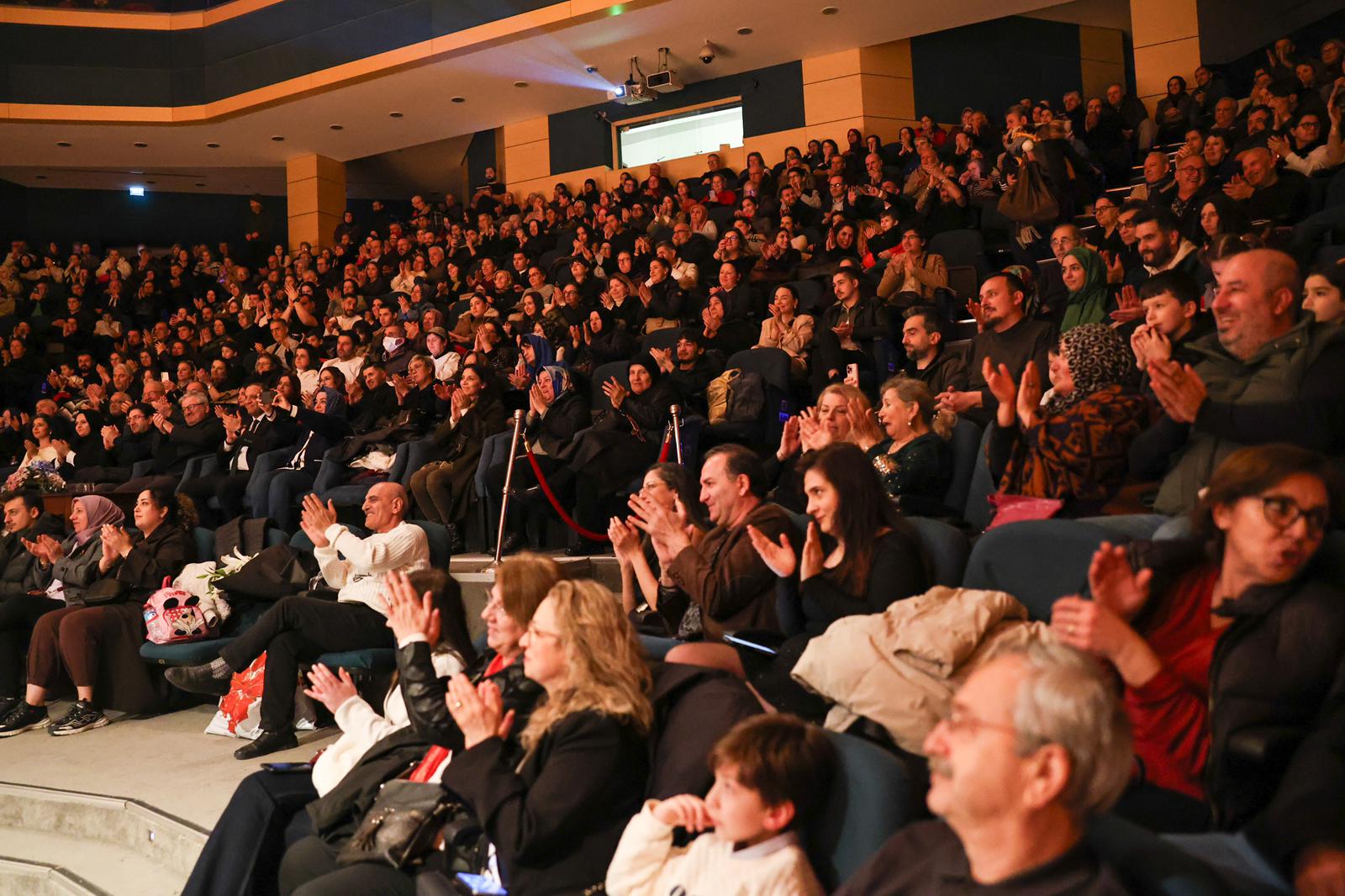 SAMEK Korosu’ndan Türk Sanat Müziği dolu unutulmaz konser