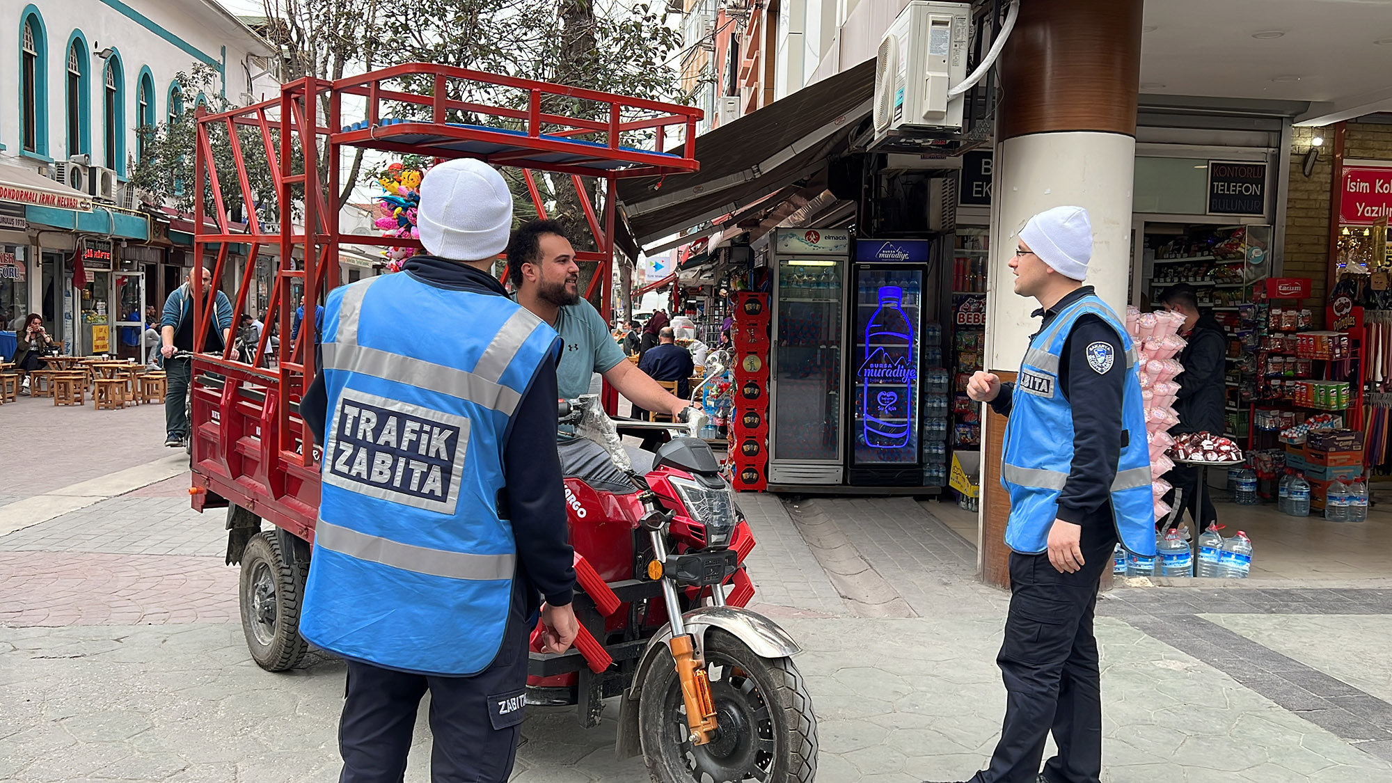 Hedef Çark Caddesi’nde yaya güvenliğini sağlamak