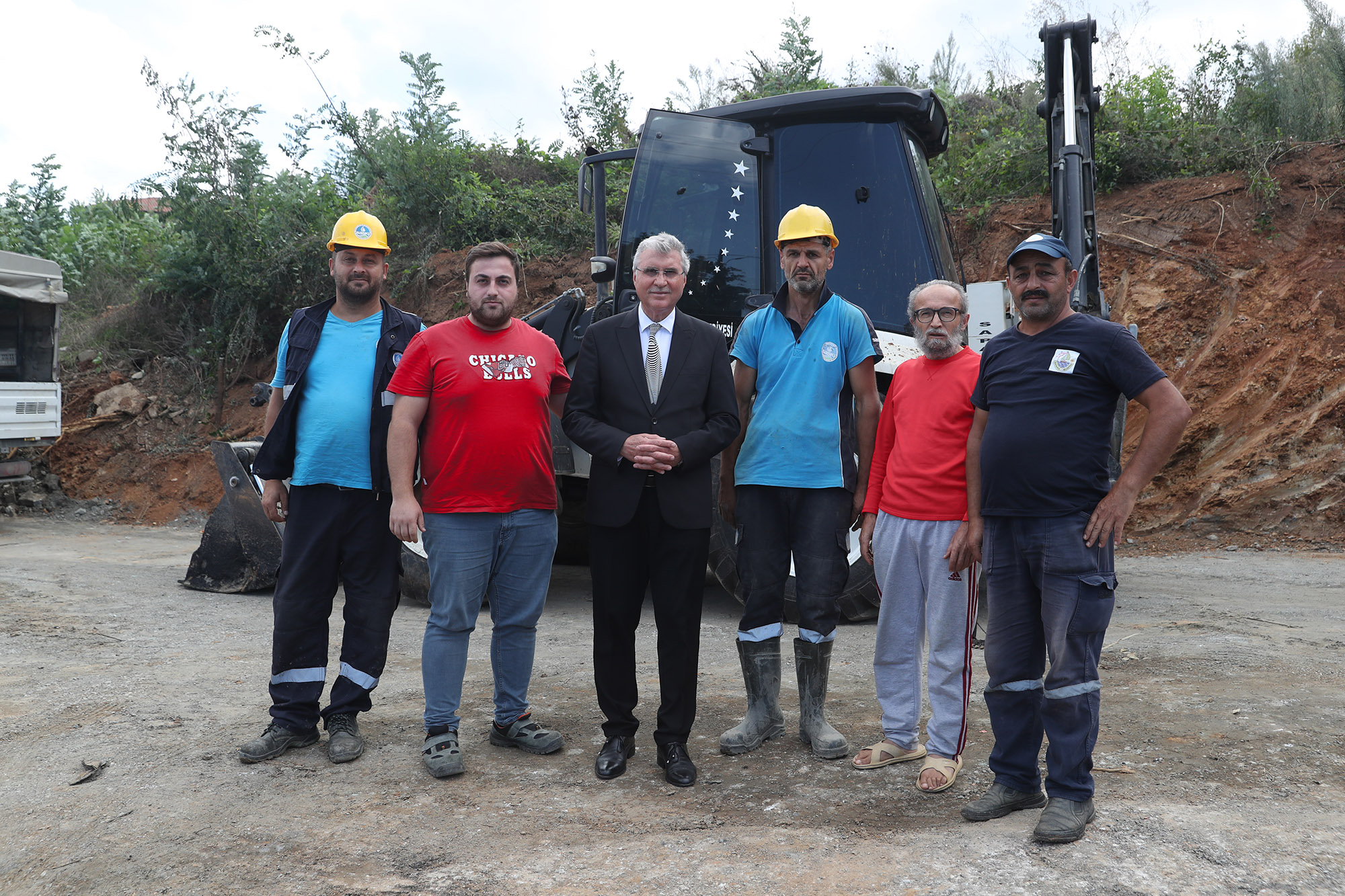 Sapanca Mahmudiye’de asfalt çalışmaları tamamlanıyor