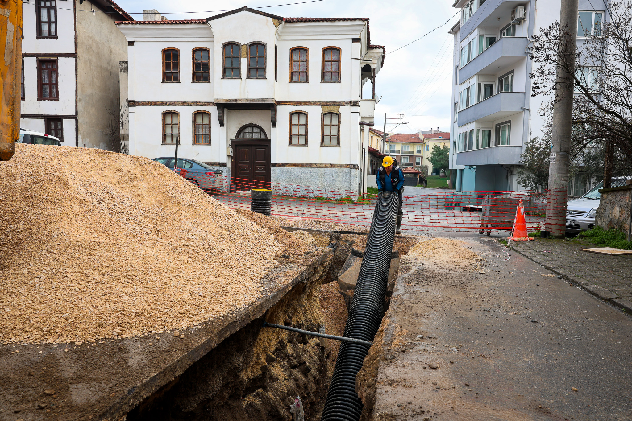 Yeni yağmur suyu hattı ile Elperek Mahallesi yoğun yağışlara karşı güvende