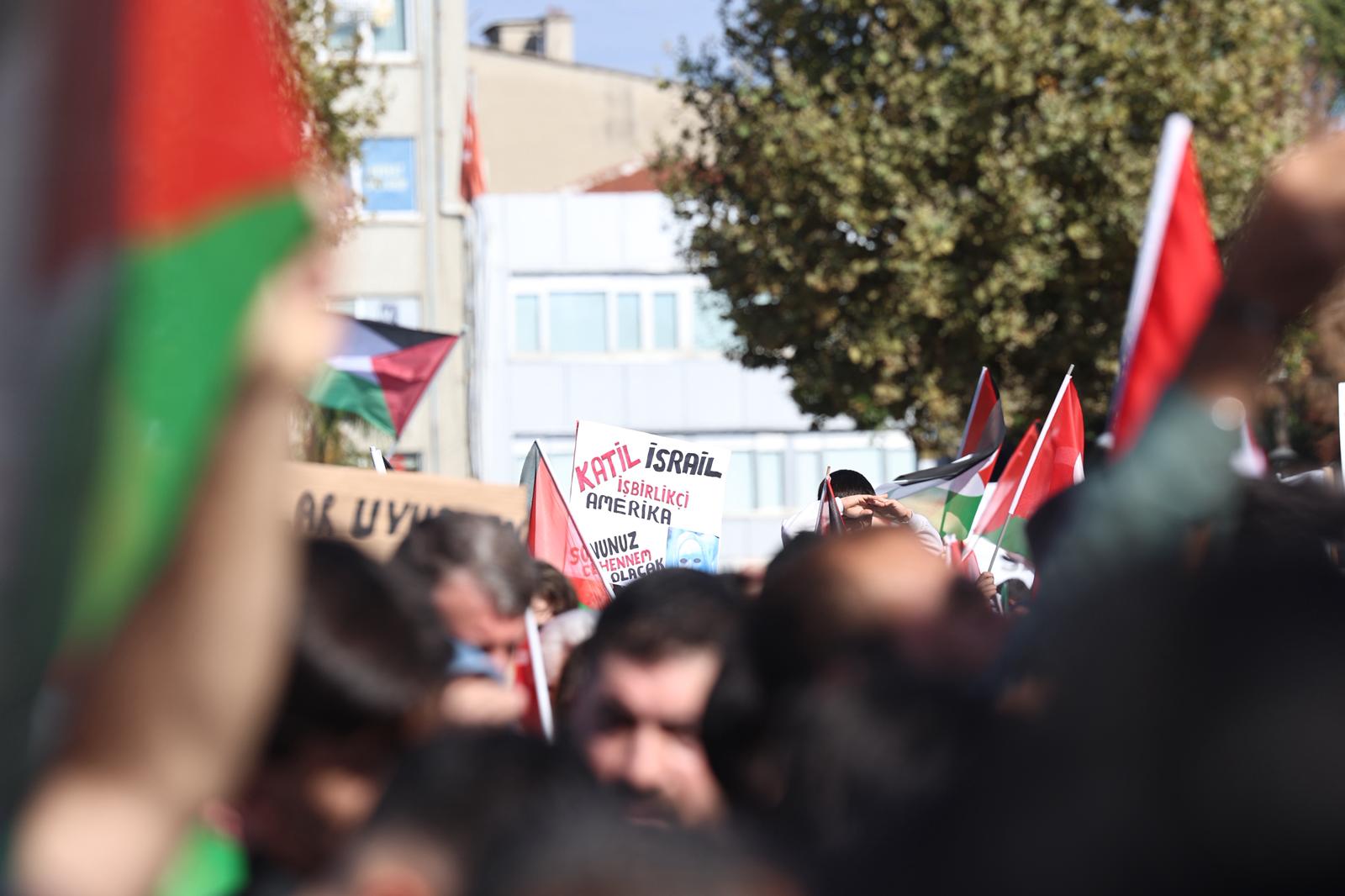 Başkan Alemdar: “Sakarya mazlumun yanında olduğunu bir kez daha gösterdi”