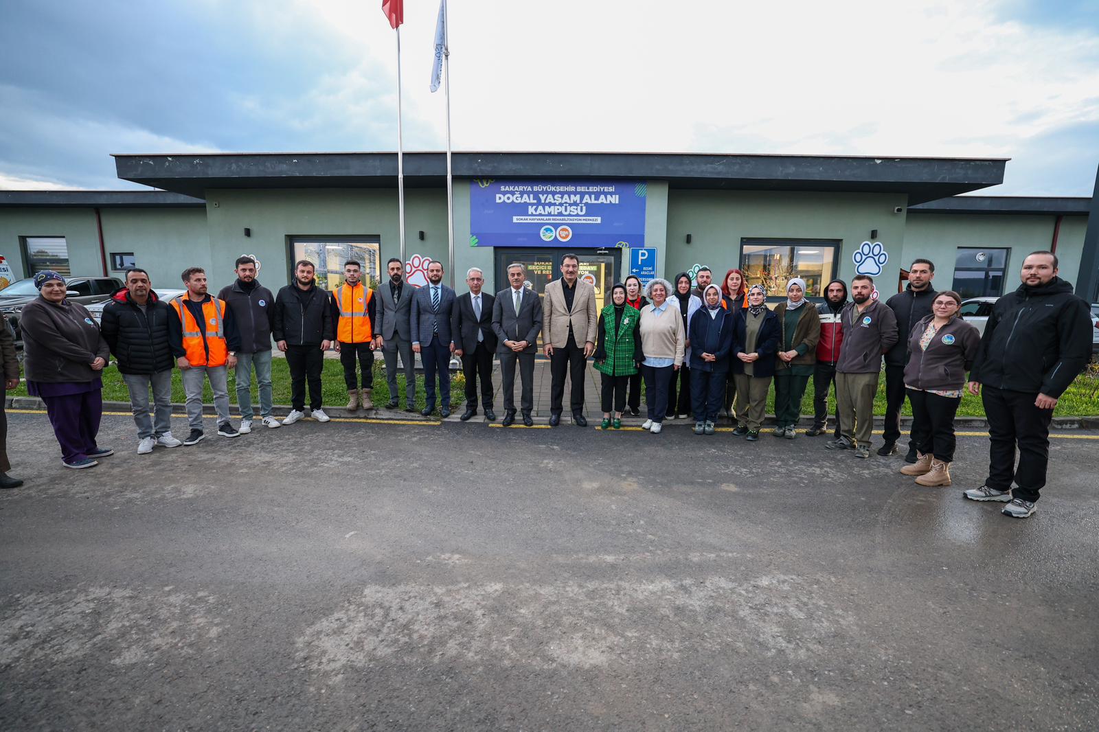 “Sokak Hayvanları Doğal Yaşam Kampüsü ile Sakarya’mız yine bir ilke imza attı”