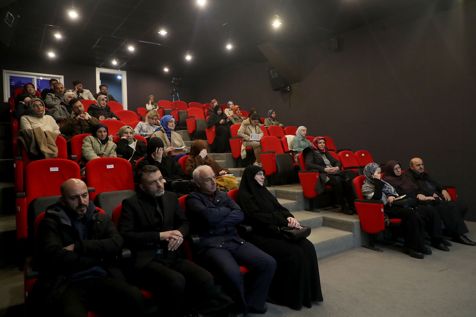 “Her uyanış bir arayışla filizlenir”