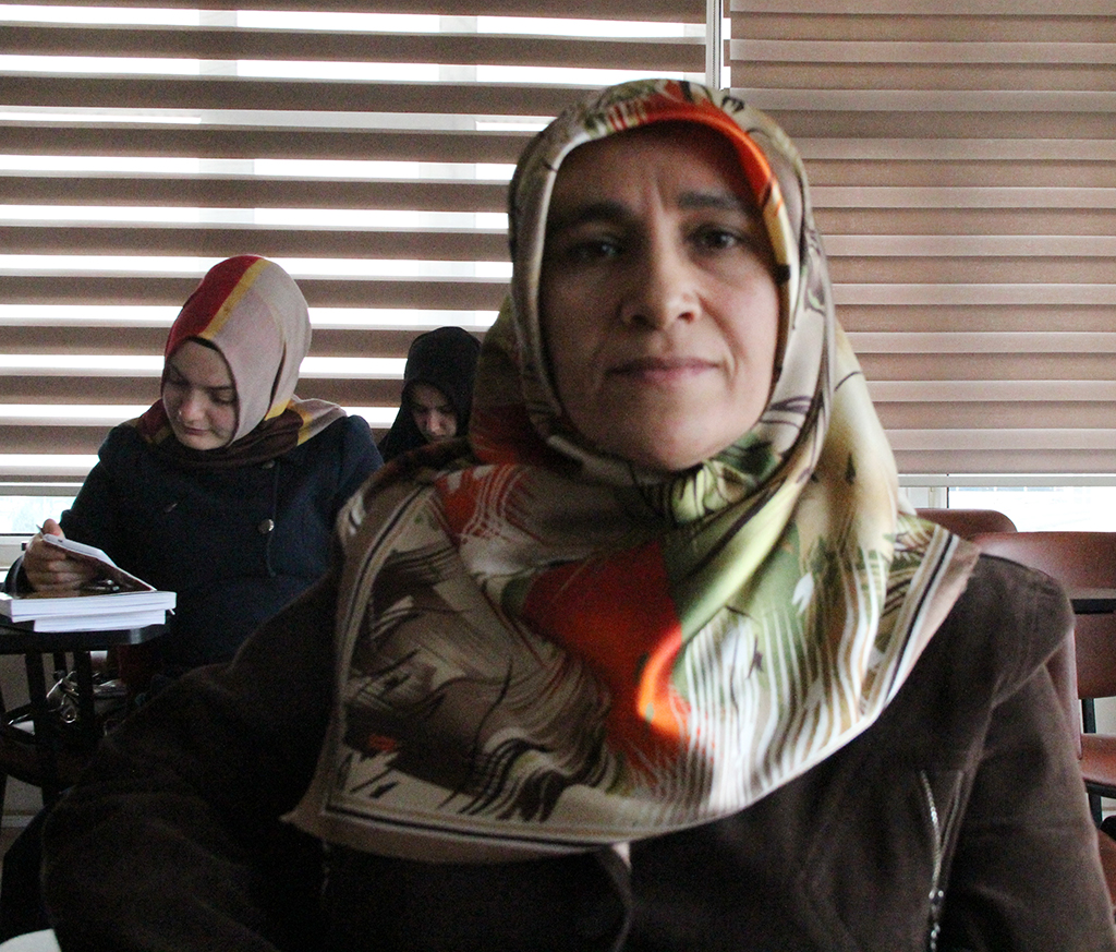 Osmanlı Türkçesiyle Tarihimi Öğreniyorum