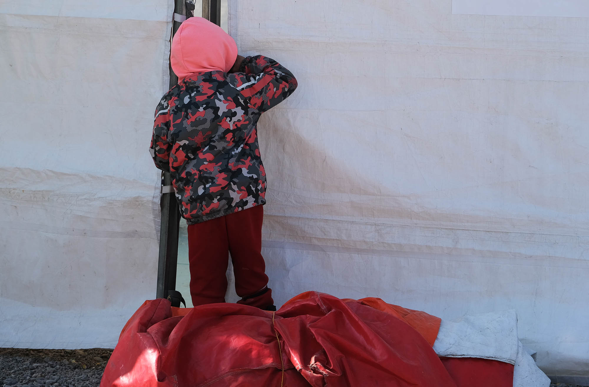 Büyükşehir deprem çocuklarının yüzünde tebessüm oldu