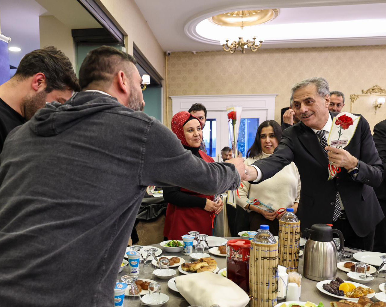 “Şehrimizi el ele, omuz omuza geliştirmeye devam edeceğiz”