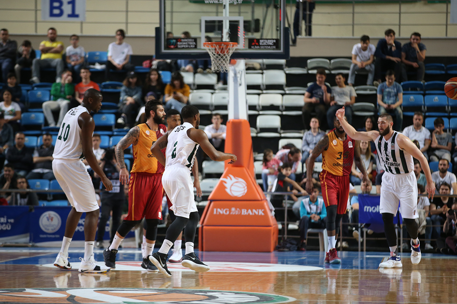 Büyükşehir Basket Play-Off’ta
