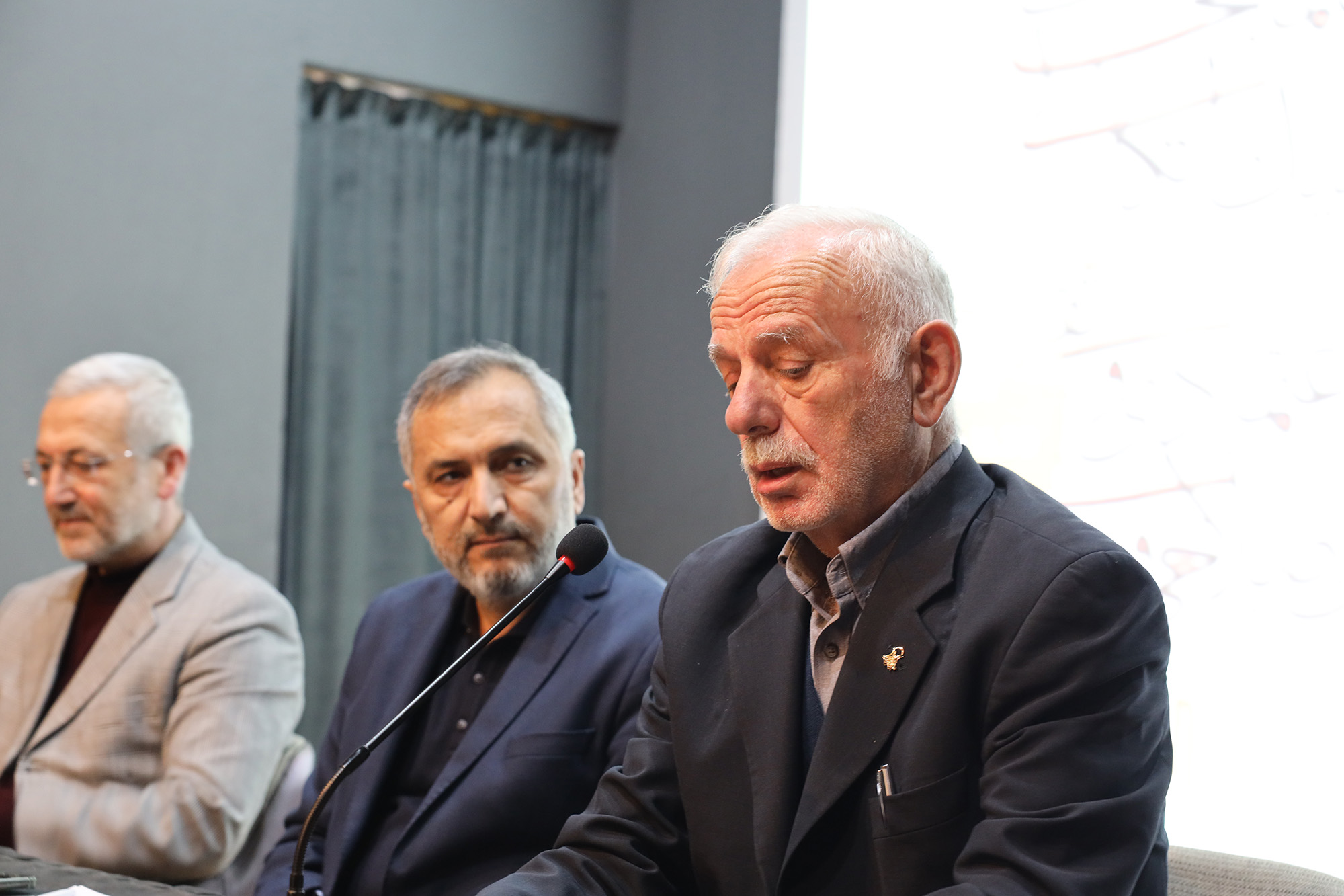 OSM’de Bursevî’ye vefa: Sergi açıldı, panelde düşünce dünyası konuşuldu