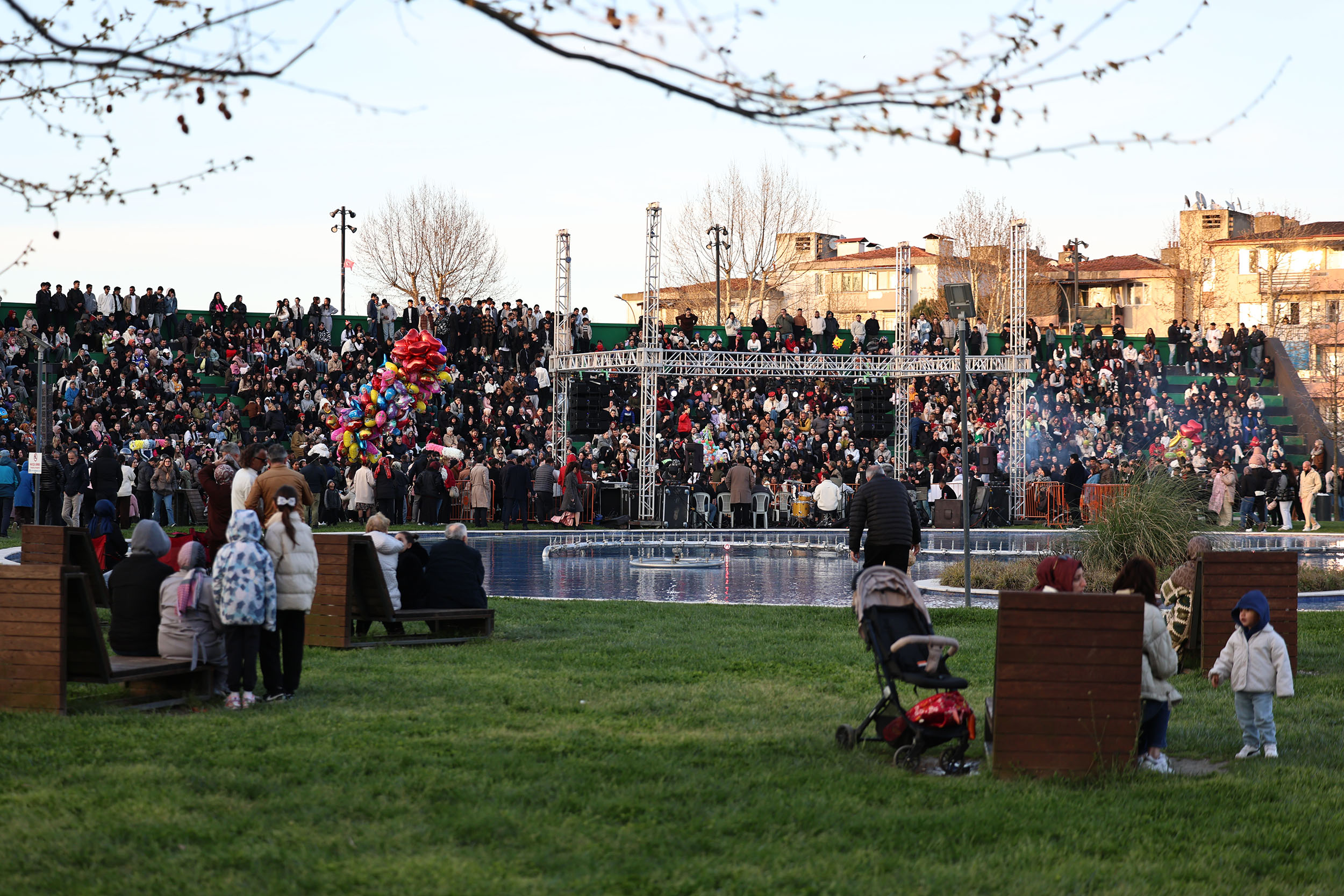 Roman Kültürü Şenliği Sakarya’da rengarenk bir şölene dönüştü