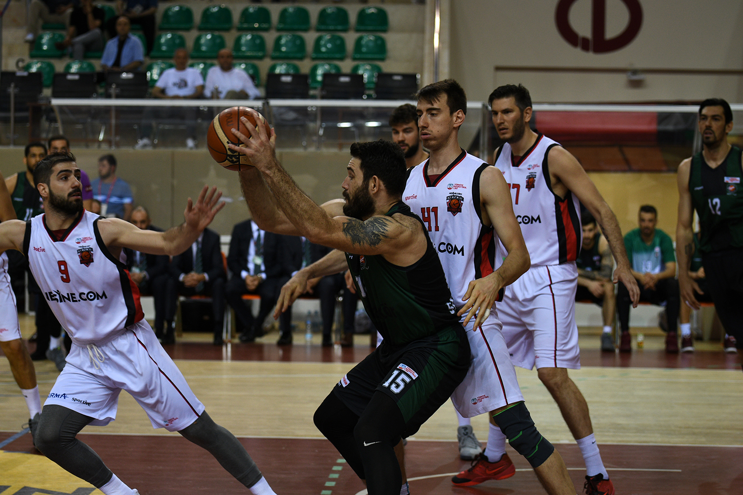 Şampiyon Sakarya Büyükşehir Belediyesi