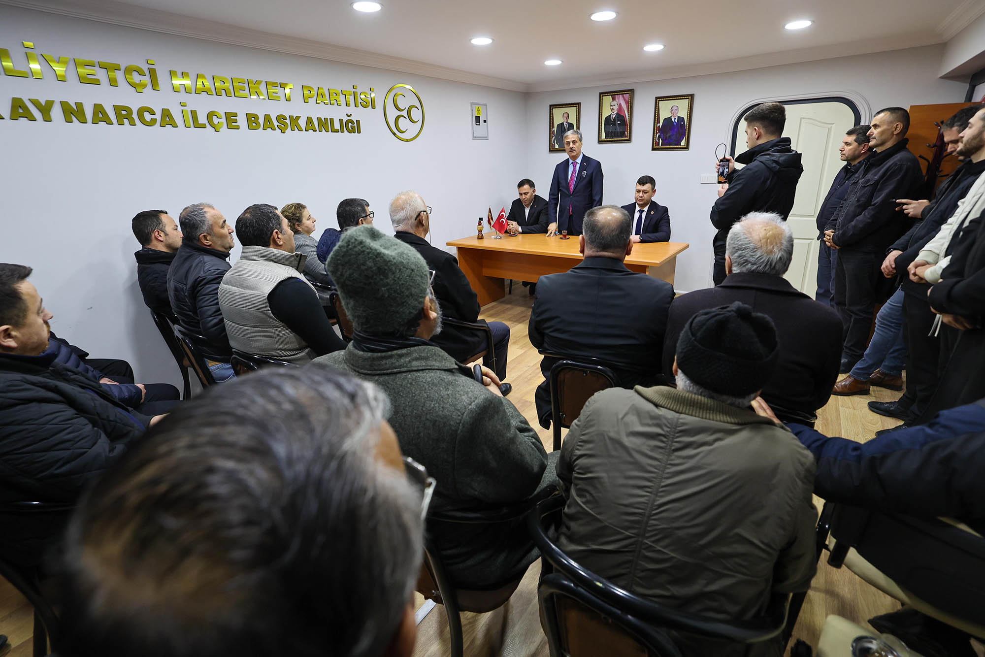 “Modern bir spor salonunu ilçemize kazandırıyoruz”