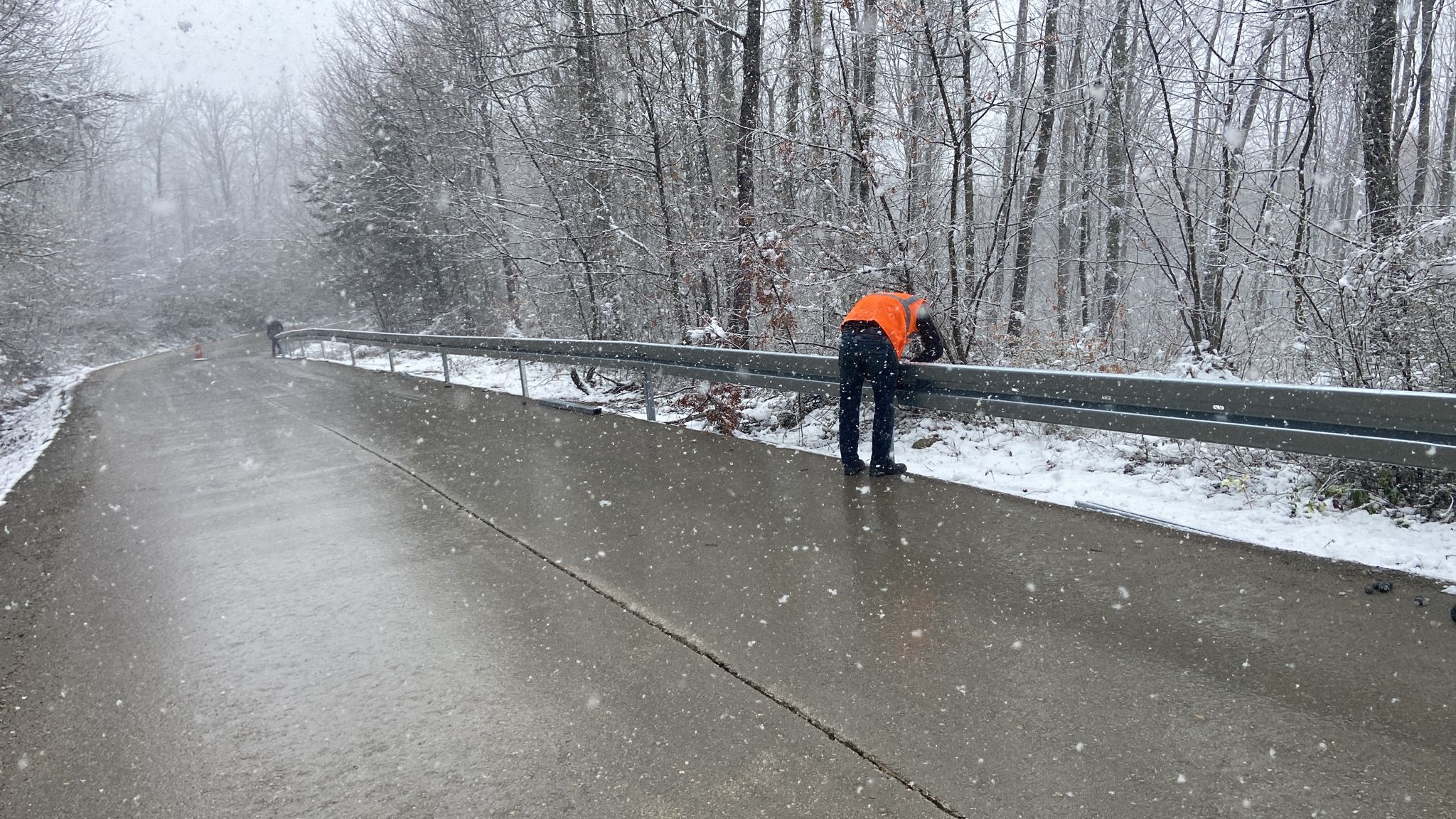 Büyükşehir’den can kaybını önlemek için kar-kış demiyor