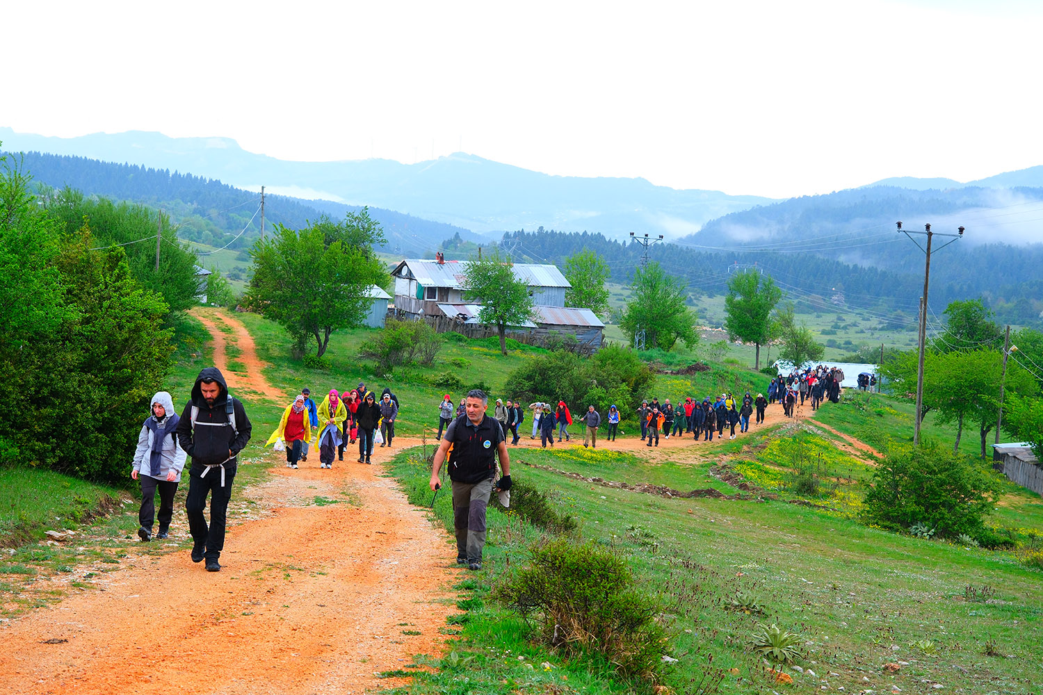 Karagöl’de unutulmaz yürüyüş Doğanın kalbinde adımladılar