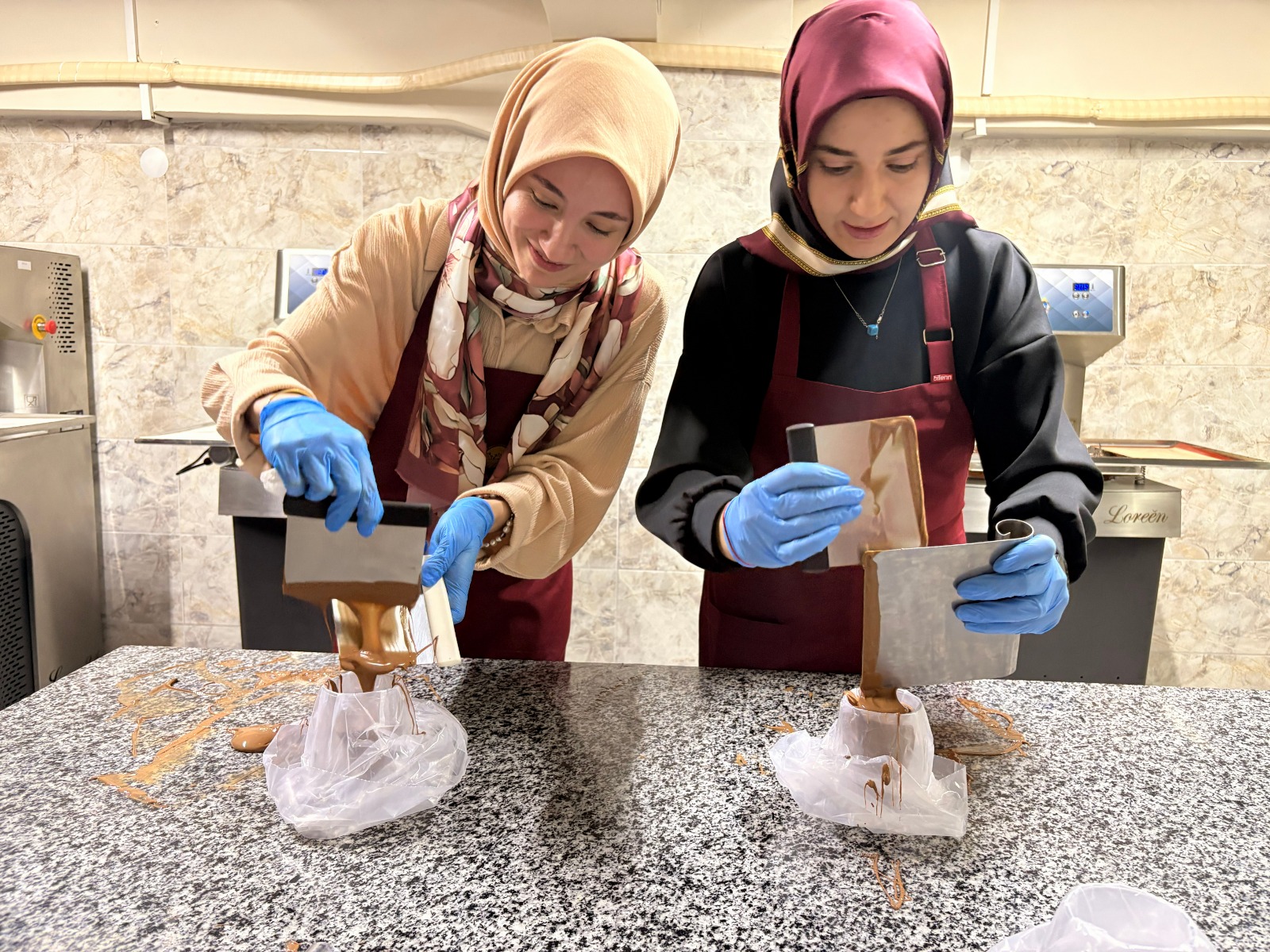 Büyükşehir’in kadınlara yönelik çikolata ve kahve atölyesi tamamlandı