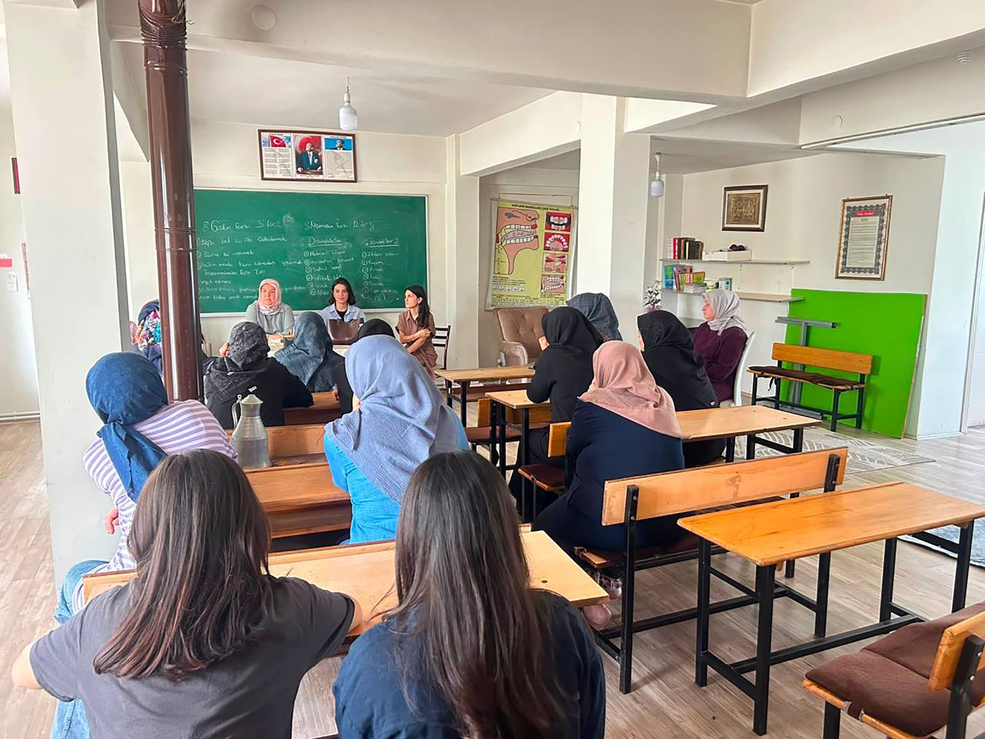 Kadın Kadına buluşmaları Akyazı ve Adapazarı’nda devam etti