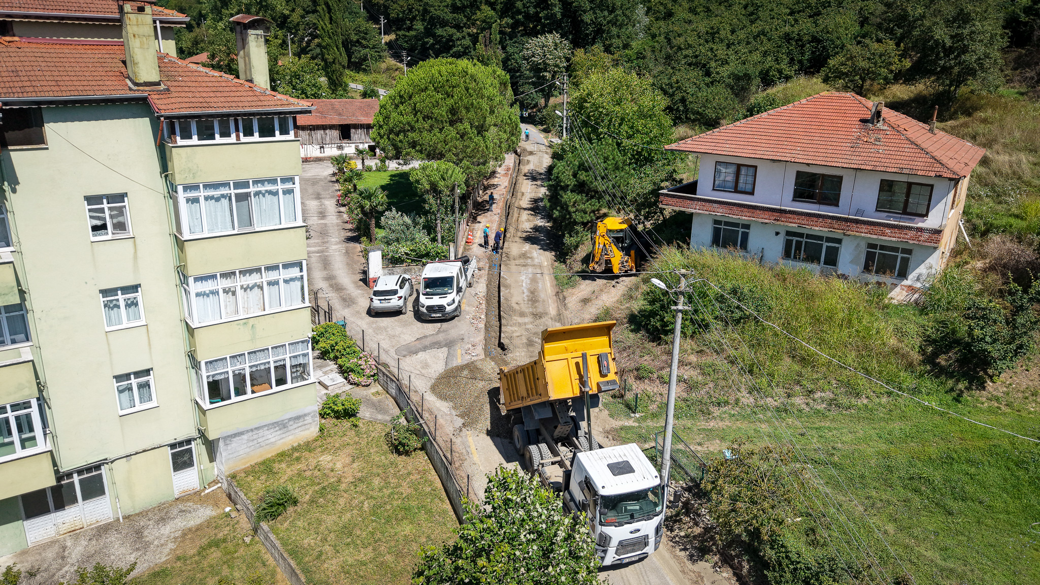 5 bin metrelik hat ve yeni kaynak ile Karasu’da 3 mahalleye kesintisiz su iletimi