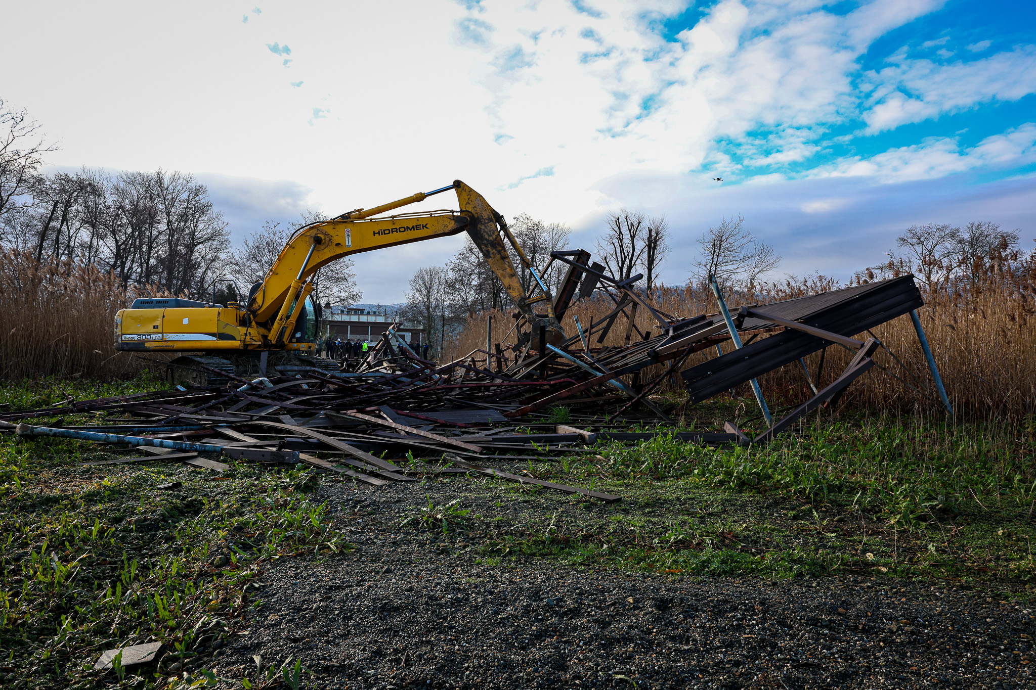 SASKİ paylaştı: “6 kilometrelik hatta kaçak iskele ve yapılar kaldırıldı”