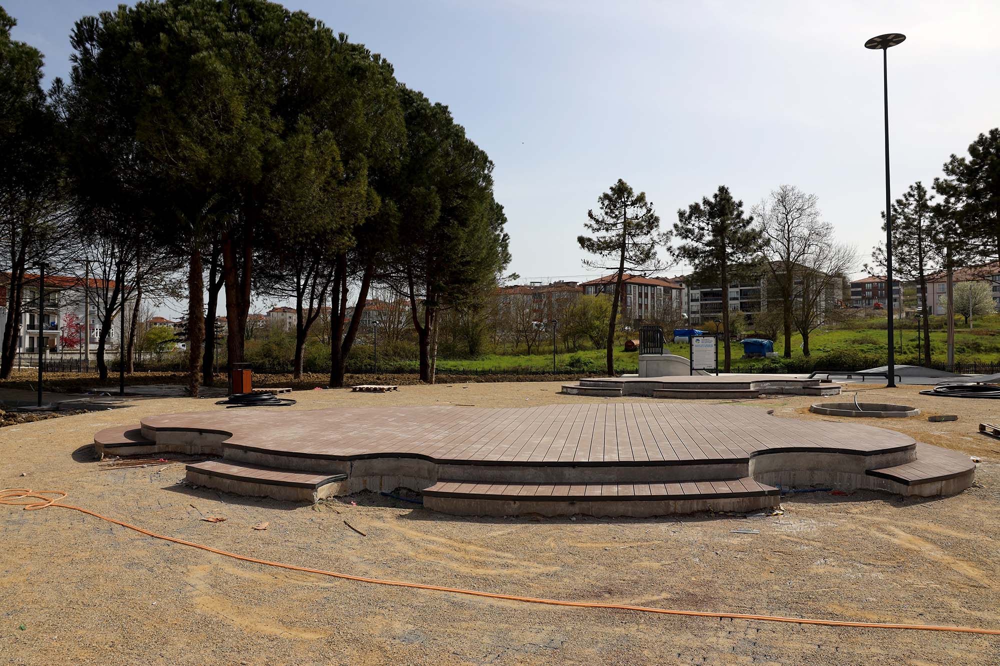 Kaynarca yeni buluşma noktasına kavuşuyor: Satranç alanı, ayak tenisi, tırmanma alanı, kaykay pisti…