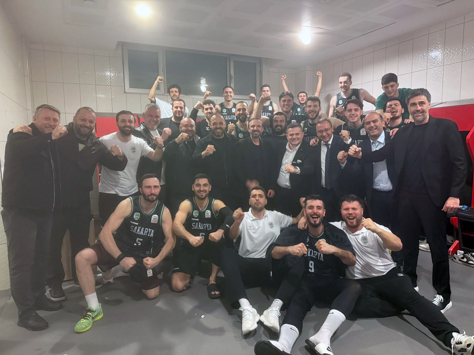 Büyükşehir Basketbol Play-Off Yarı Finali’nde